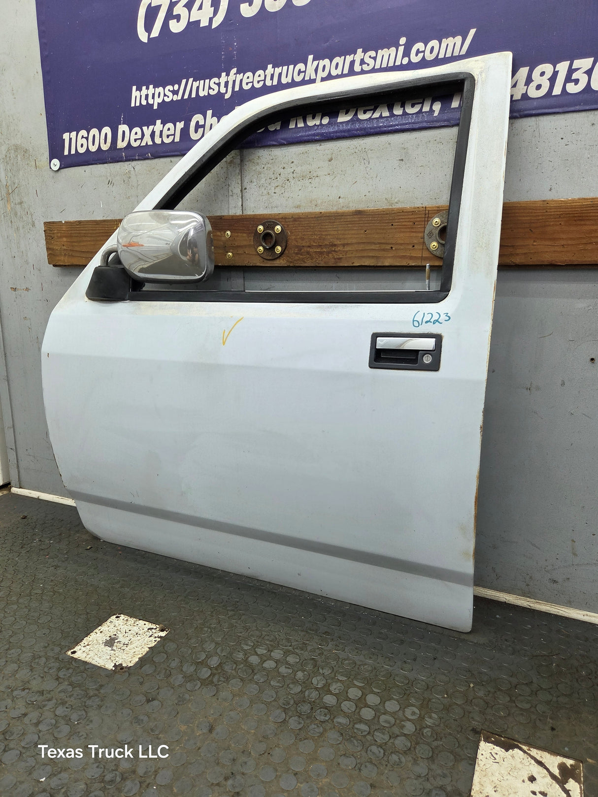 1992-1996 Dodge Dakota LH Driver Side Front Door