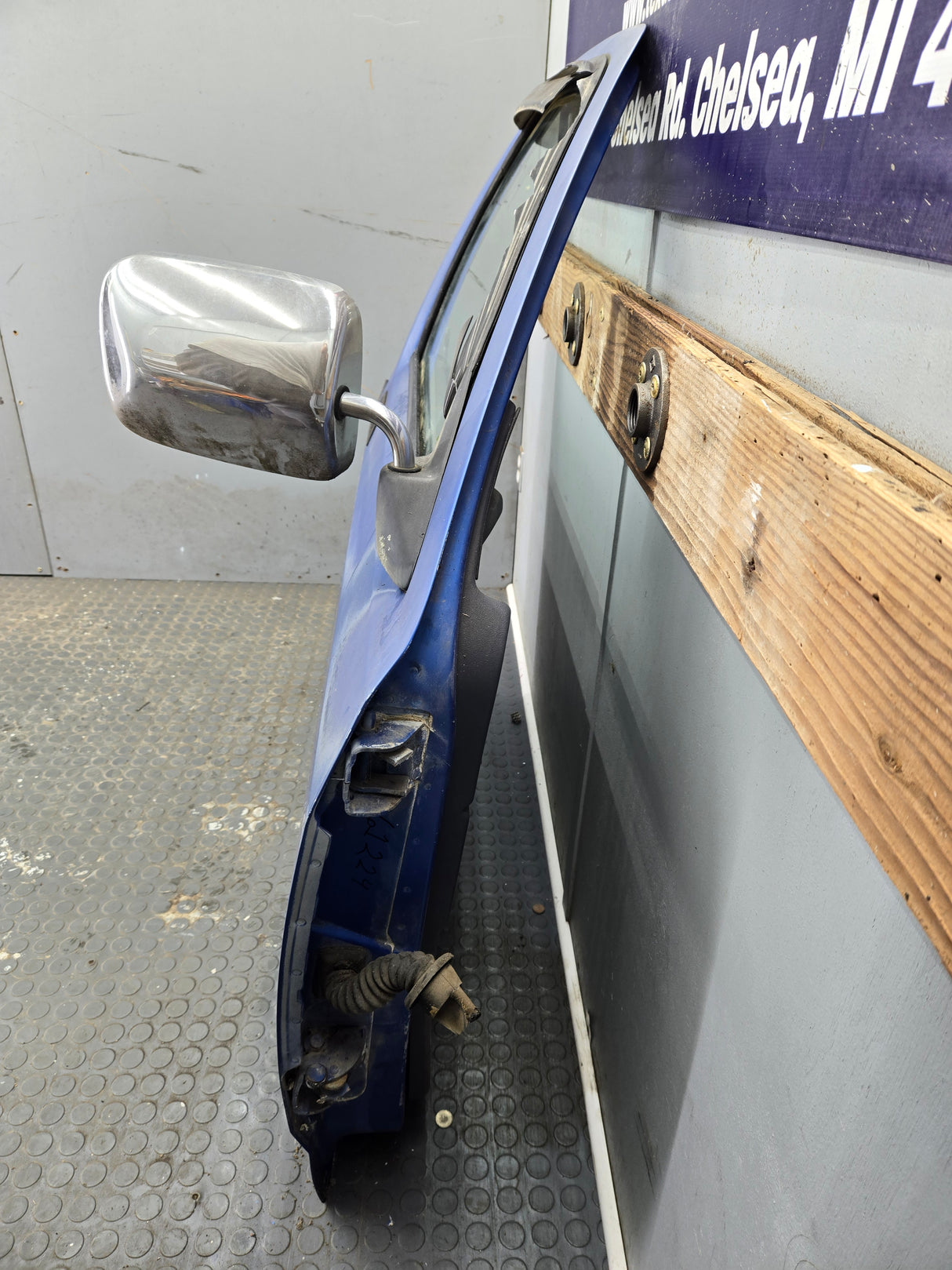 1992-1996 Dodge Dakota RH Passenger Side Front Door