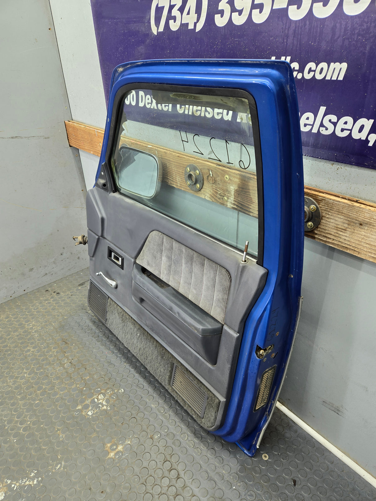 1992-1996 Dodge Dakota RH Passenger Side Front Door