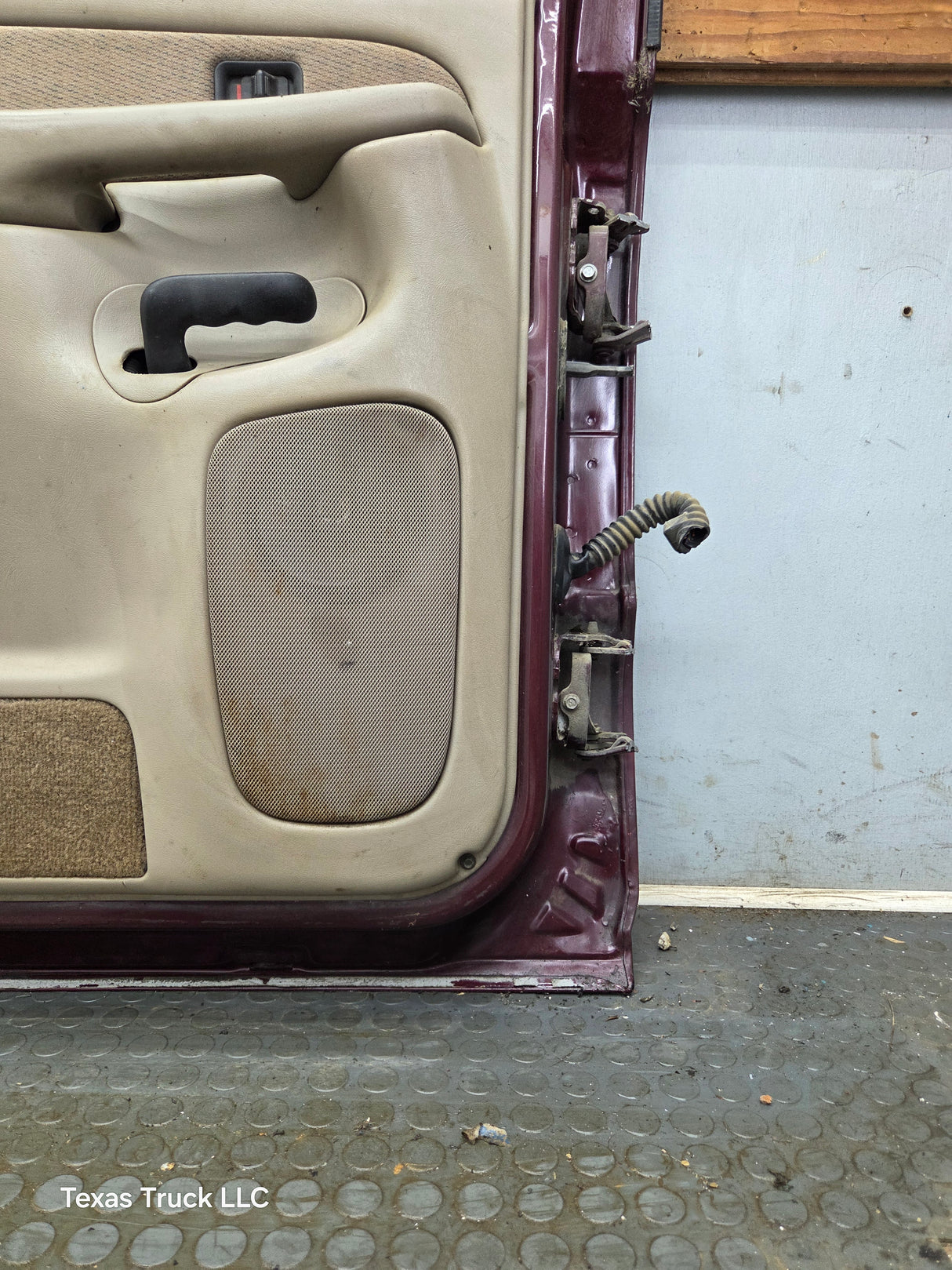 1999-2007 Chevrolet Silverado / GMC Sierra 1500 2500 3500 HD Rear Driver Side LH Crew Cab Rear Door