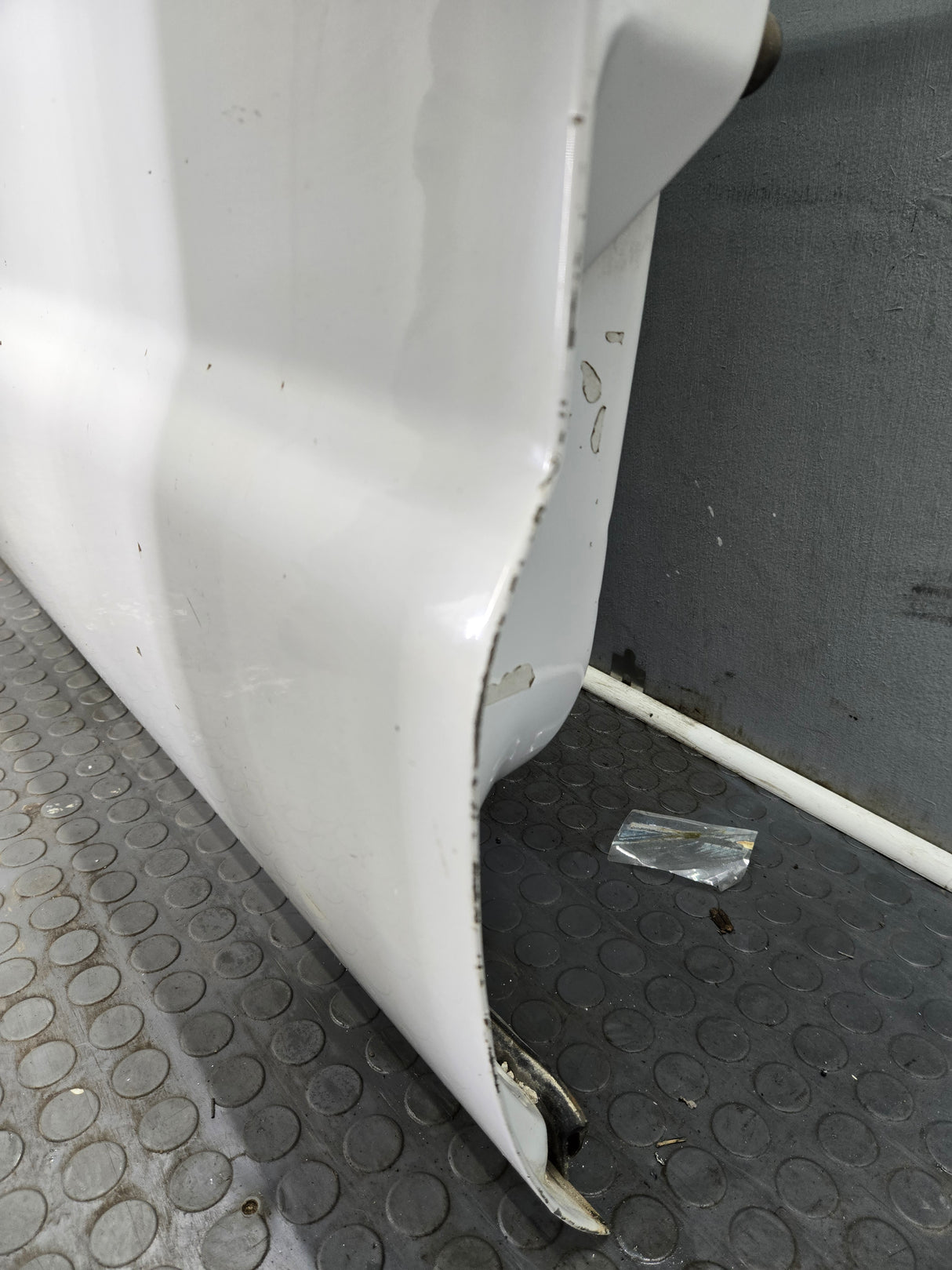 1999-2011 Ford Super Duty LH Driver Side Front Door F250 F350 F450 F550