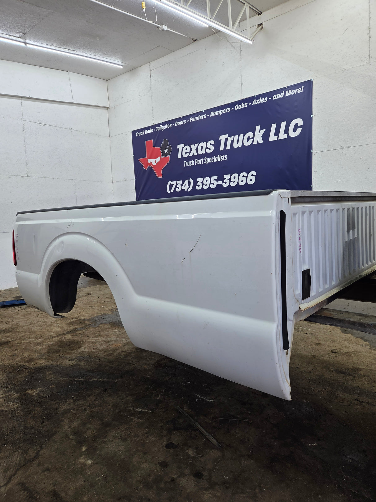2011-2016 Ford F250 F350 Super Duty 8' Long Truck Bed - Oxford White