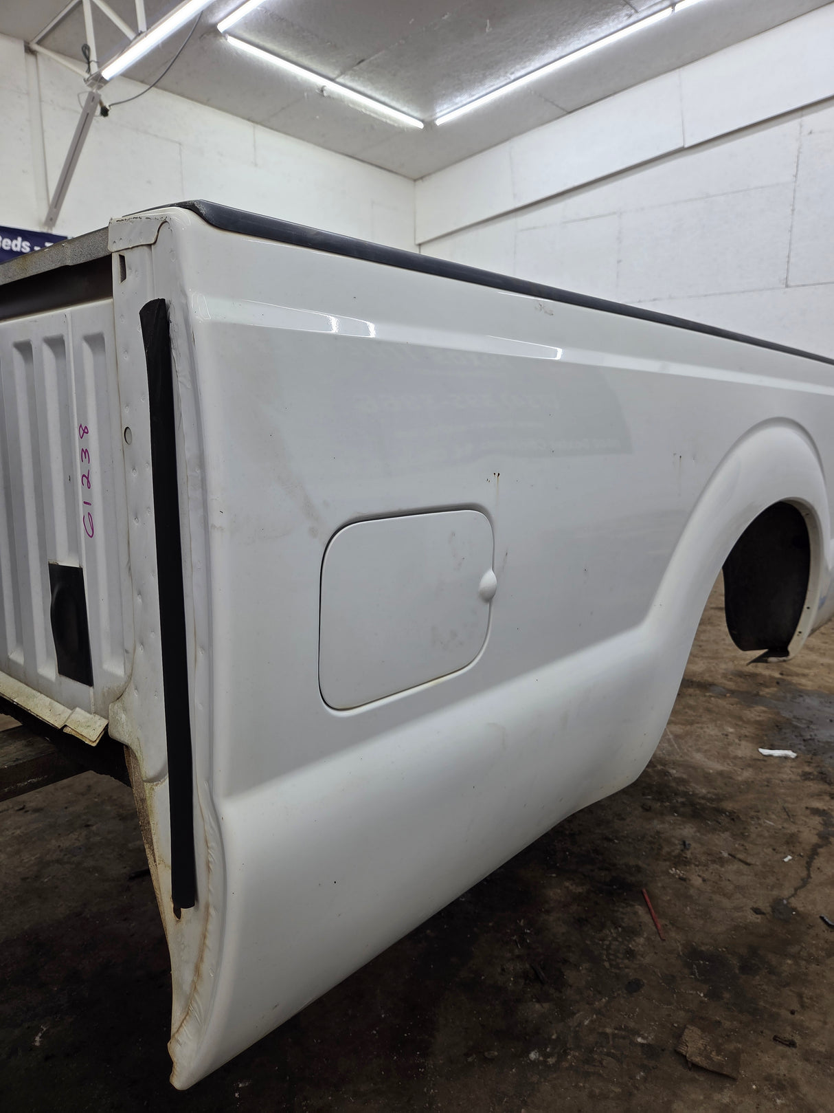 2011-2016 Ford F250 F350 Super Duty 8' Long Truck Bed - Oxford White
