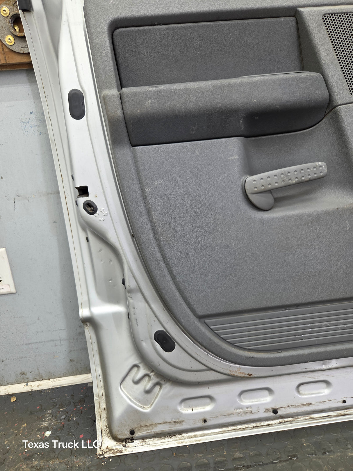 2003-2008 Dodge Ram 3rd Gen LH Driver Rear Quad Cab Door 1500 2500 3500 4500 5500