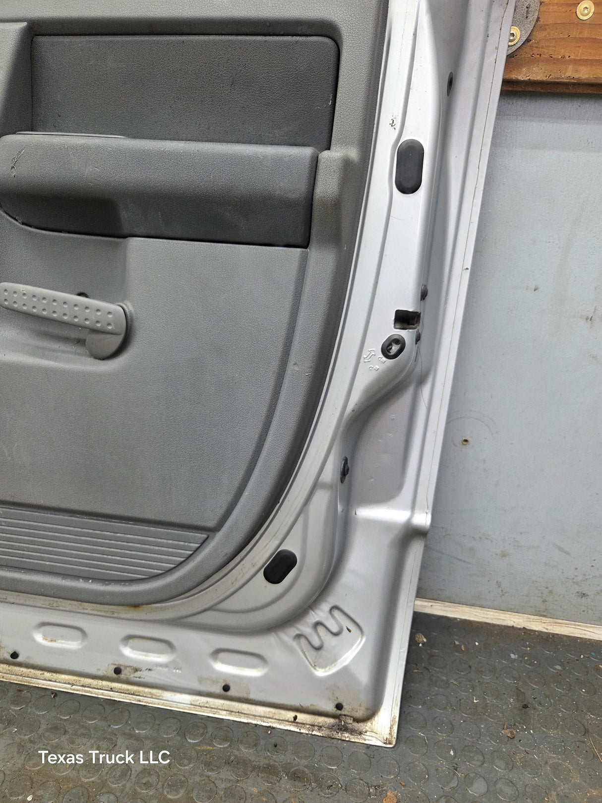 2003-2008 Dodge Ram 3rd Gen RH Passenger Side Rear Quad Cab Door 1500 2500 3500 4500 5500