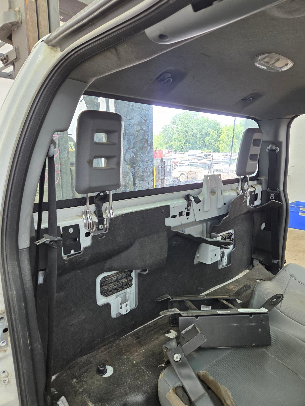 2011-2016 Ford F250 F350 F450 F550 Super Duty Extended Cab - Oxford White