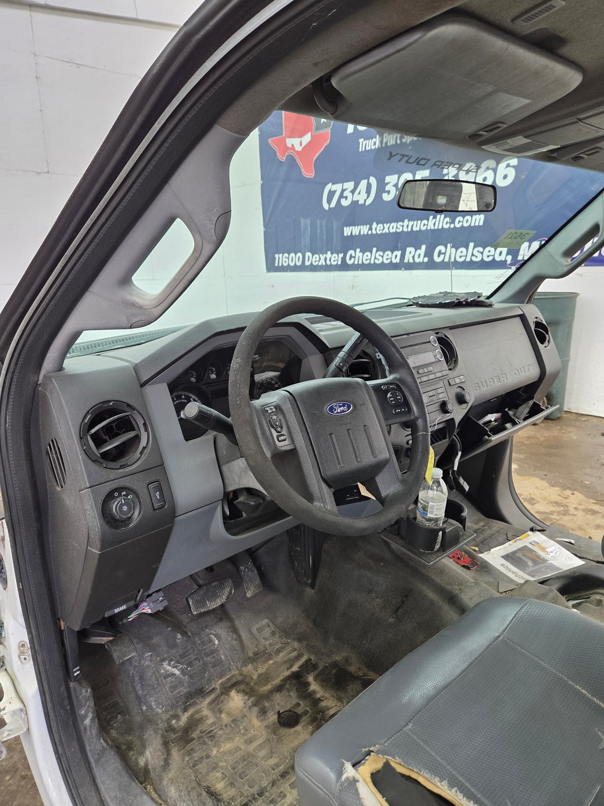 2011-2016 Ford F250 F350 F450 F550 Super Duty Extended Cab - Oxford White