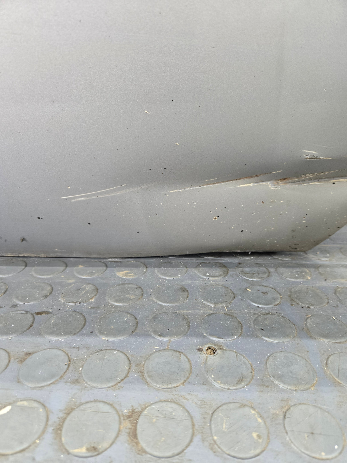 1999-2011 Ford Super Duty / Excursion Front Passenger Side RH Door F250 F350 F450 F550