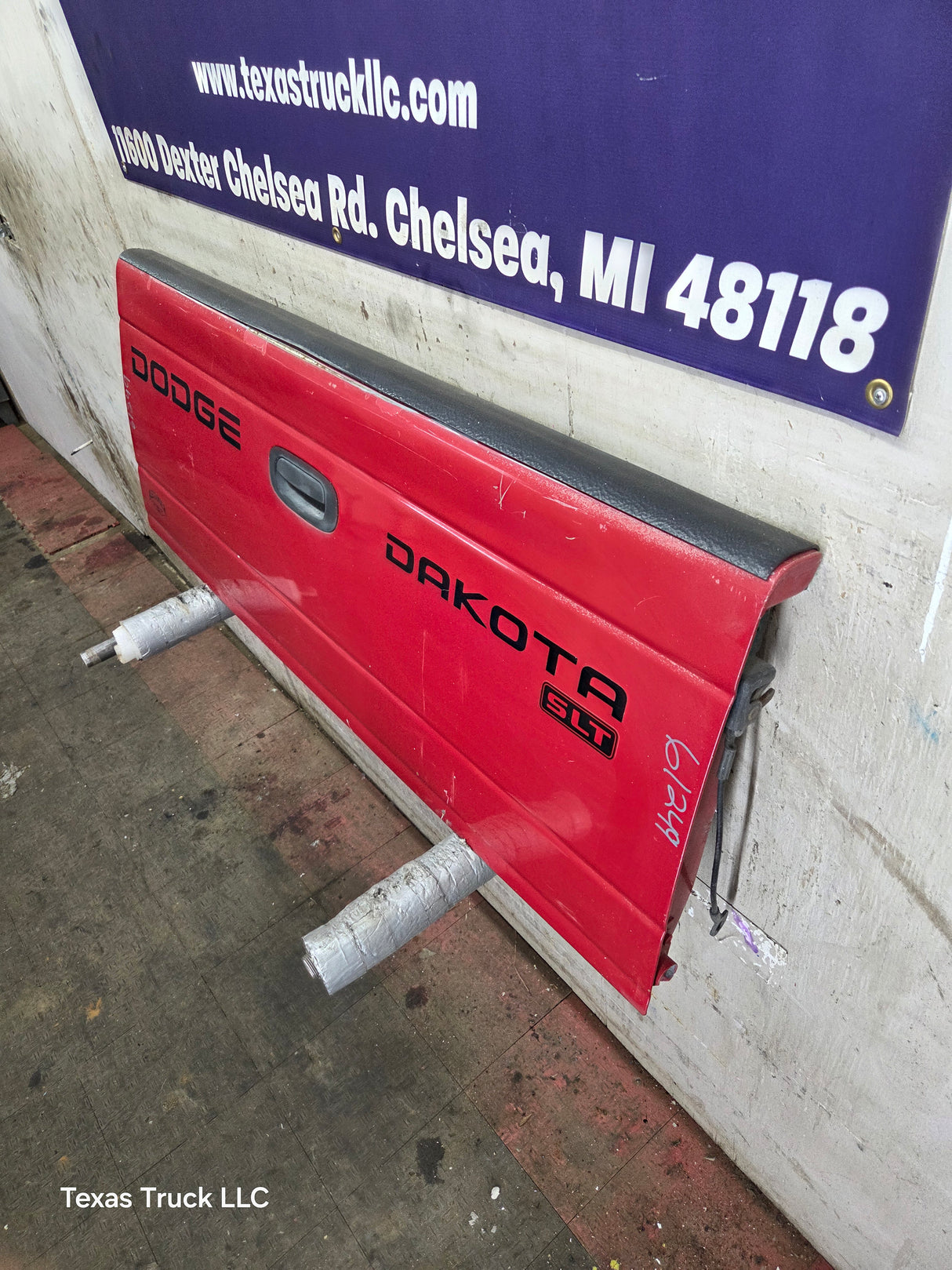 1997-2004 Dodge Dakota 2nd Gen Tailgate