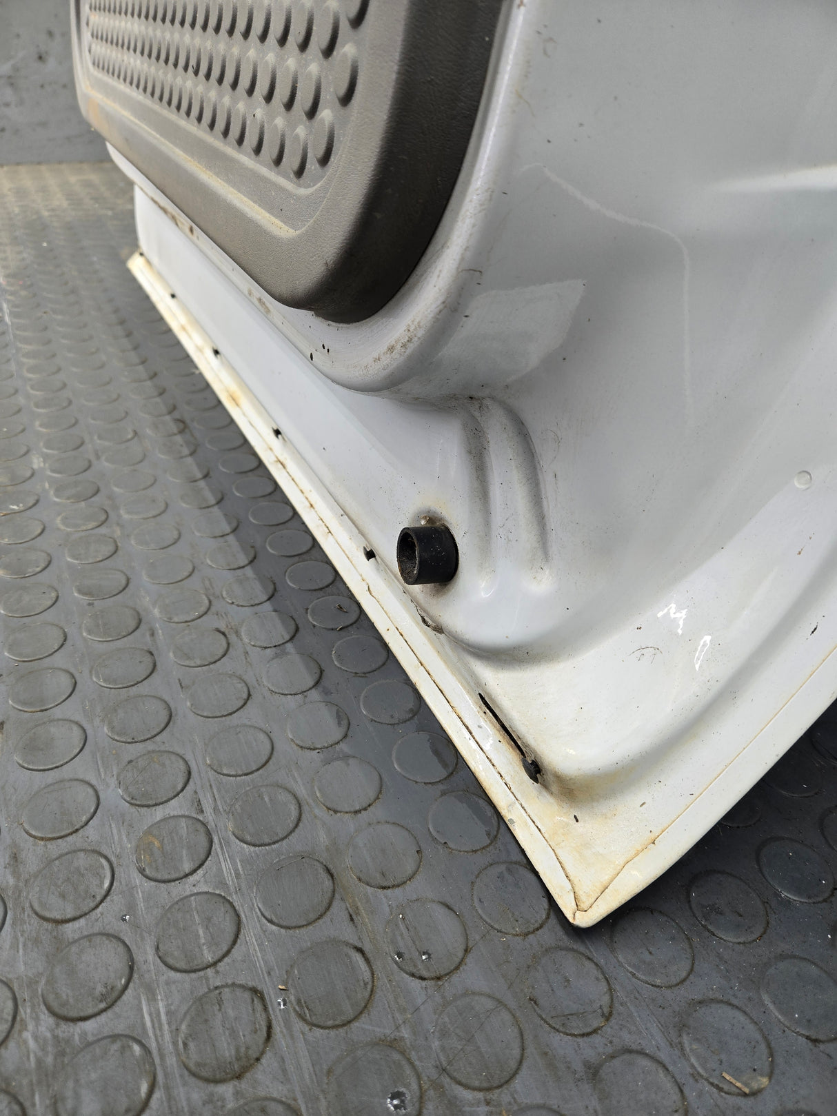 1999-2011 Ford Super Duty F250 F350 F450 F550 RH Crew Cab Passenger Side Rear Door