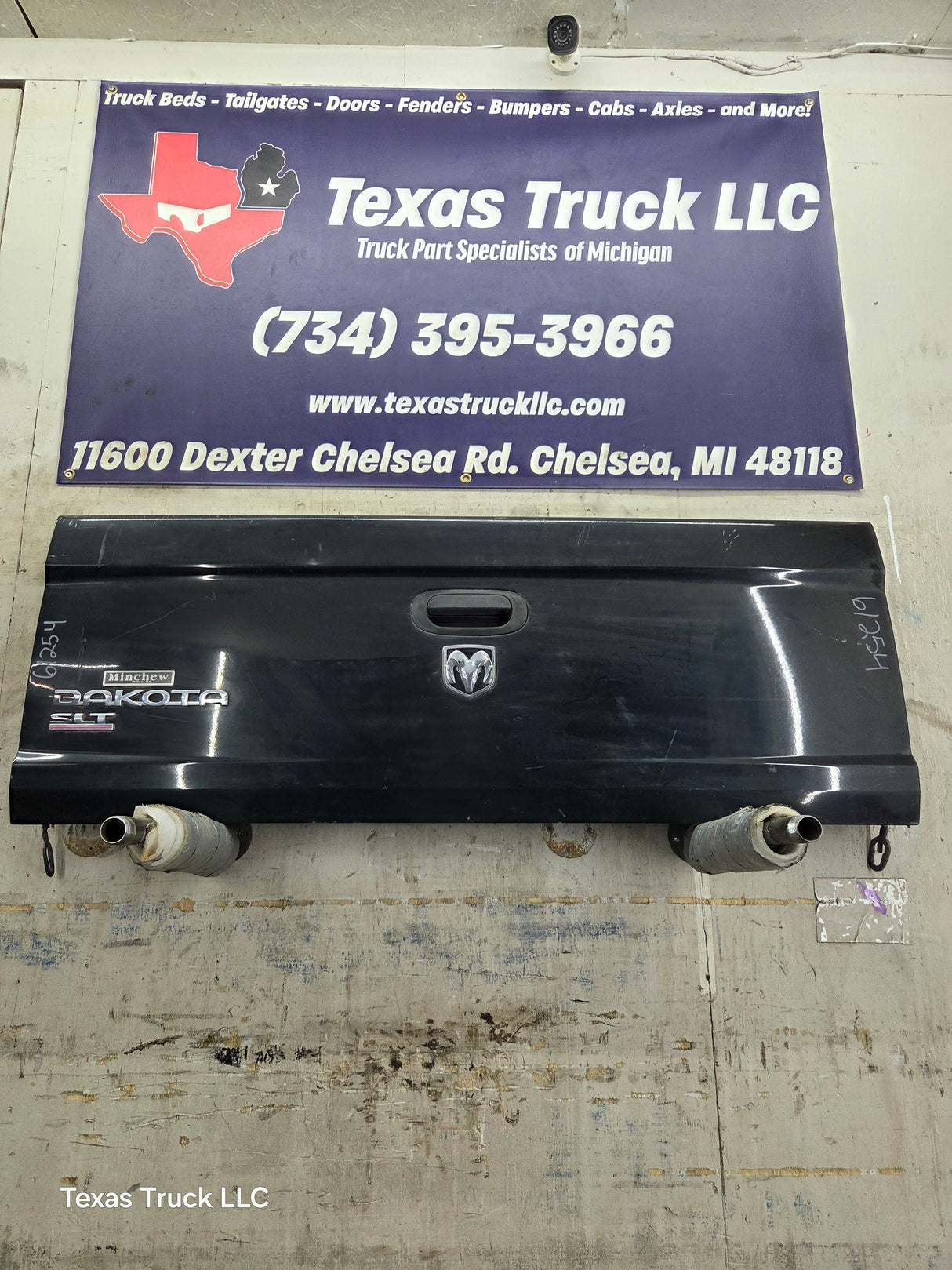 2005-2011 Dodge Dakota 3rd Gen Tailgate