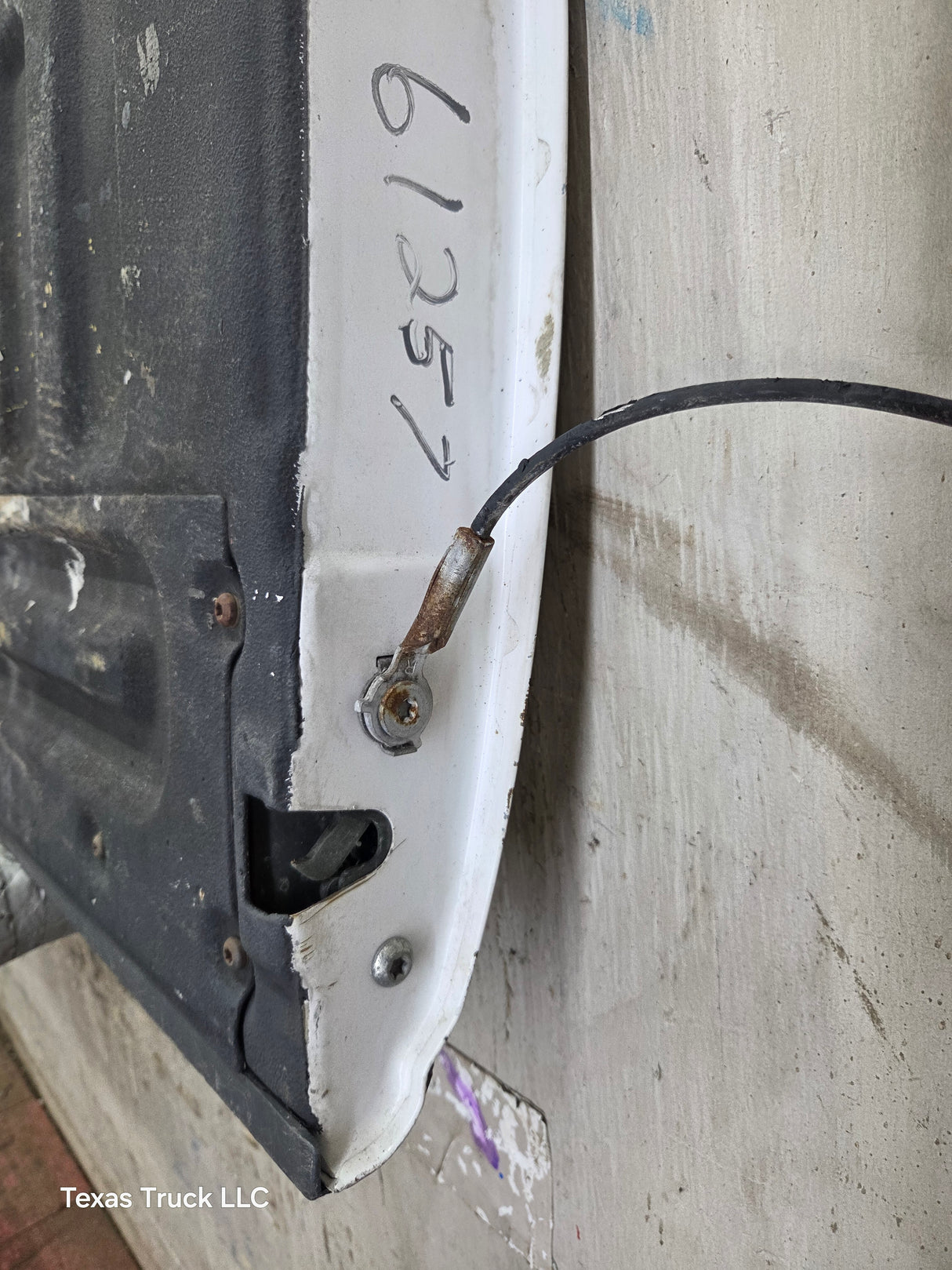 1997-2003 F150 / 1999-2007 Ford F250 F350 F450 F550 Super Duty Tailgate