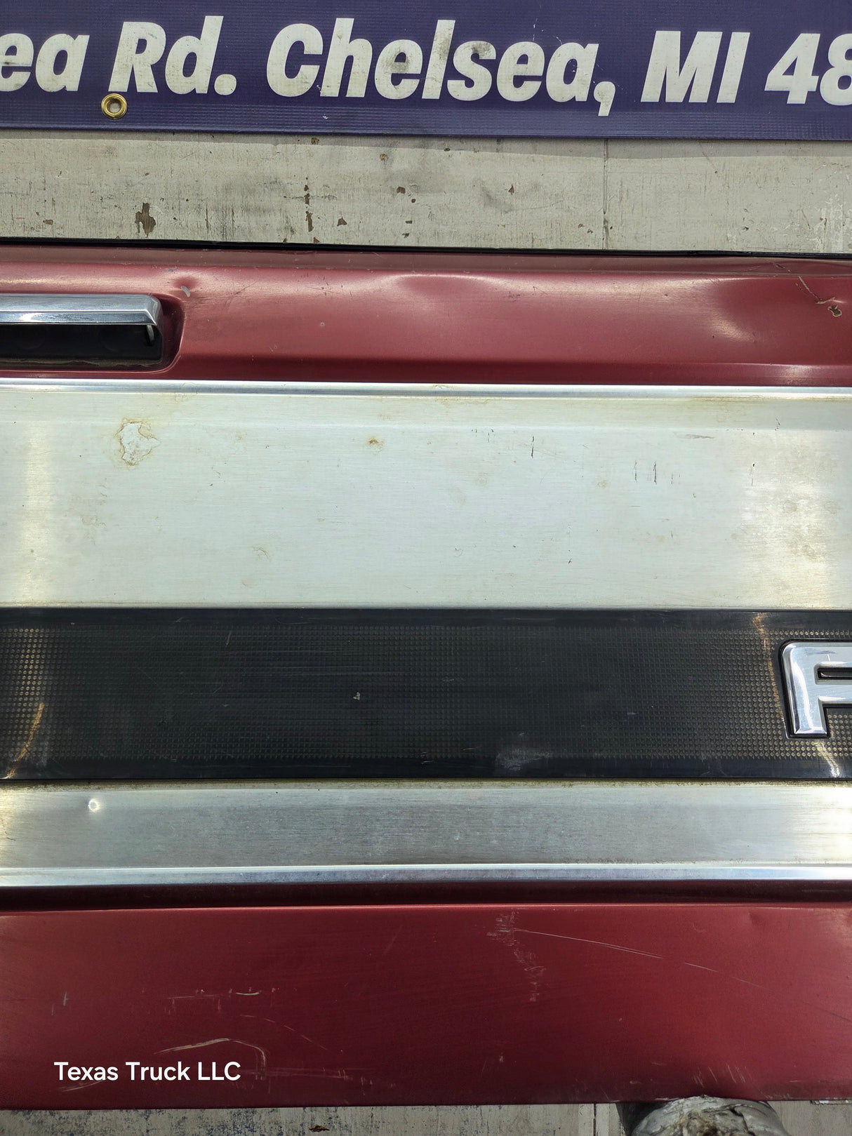1980-1986 Bullnose / Bricknose / OBS Ford F100 F150 F250 F350 Tailgate