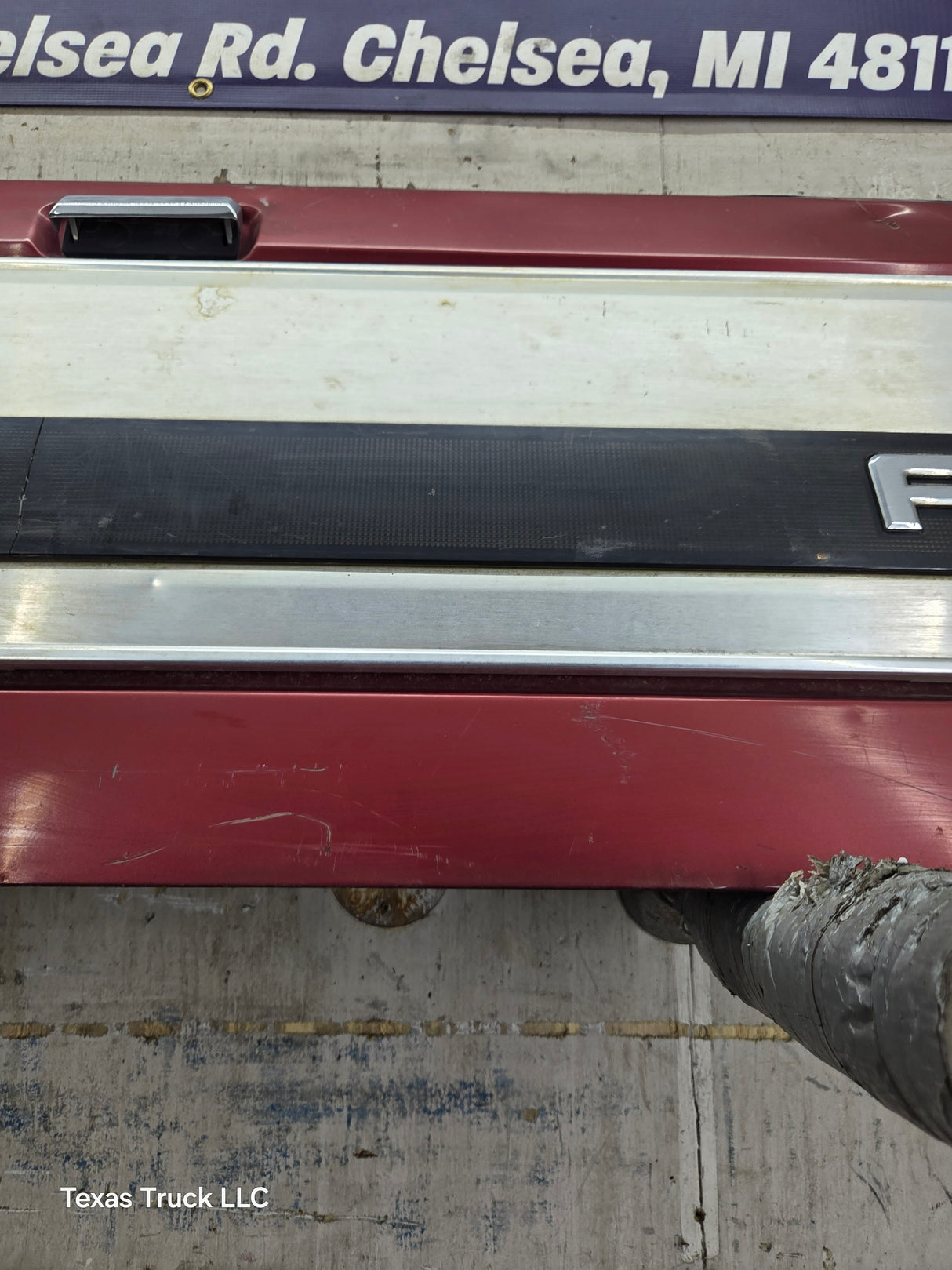 1980-1986 Bullnose / Bricknose / OBS Ford F100 F150 F250 F350 Tailgate