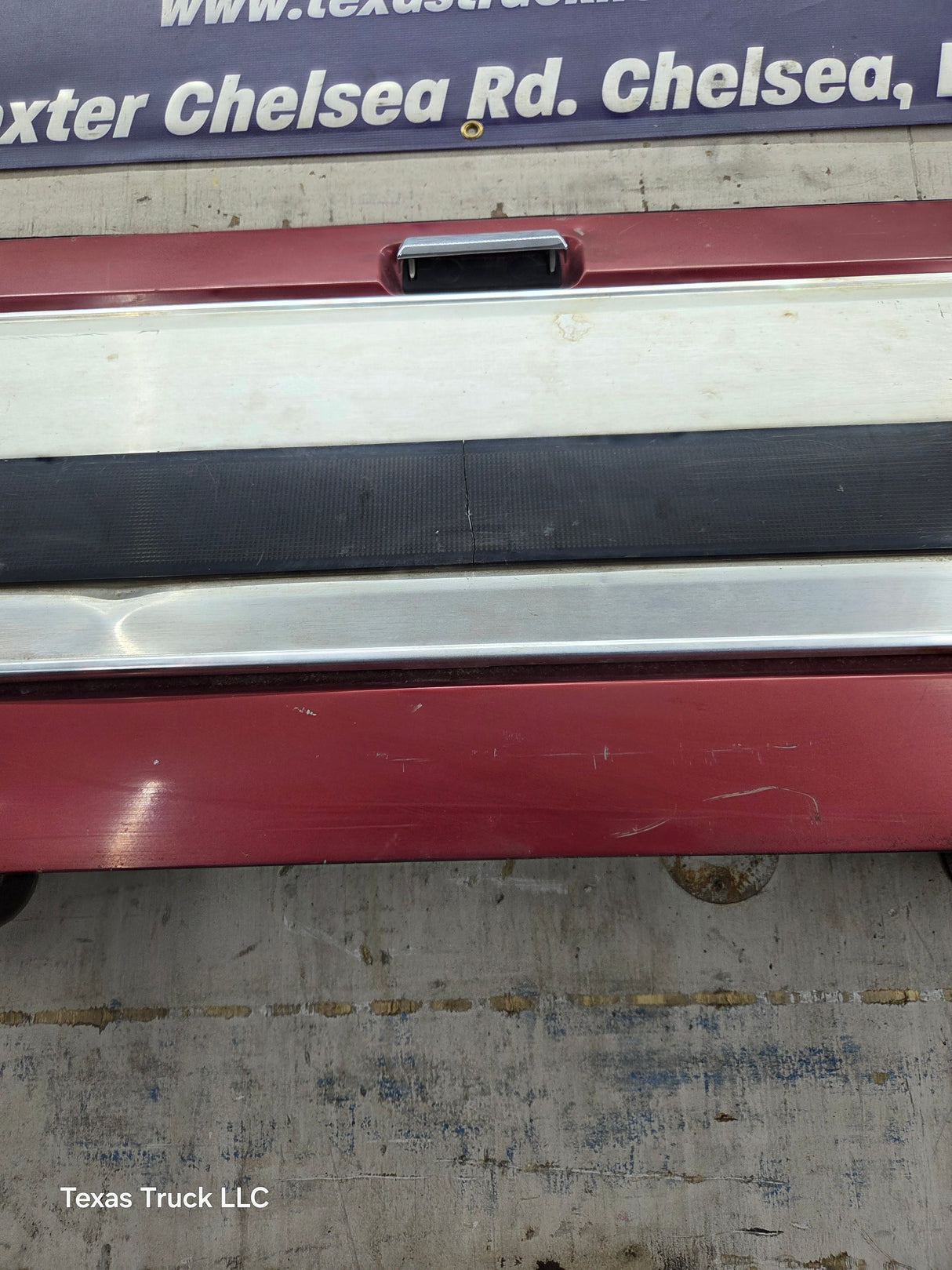 1980-1986 Bullnose / Bricknose / OBS Ford F100 F150 F250 F350 Tailgate