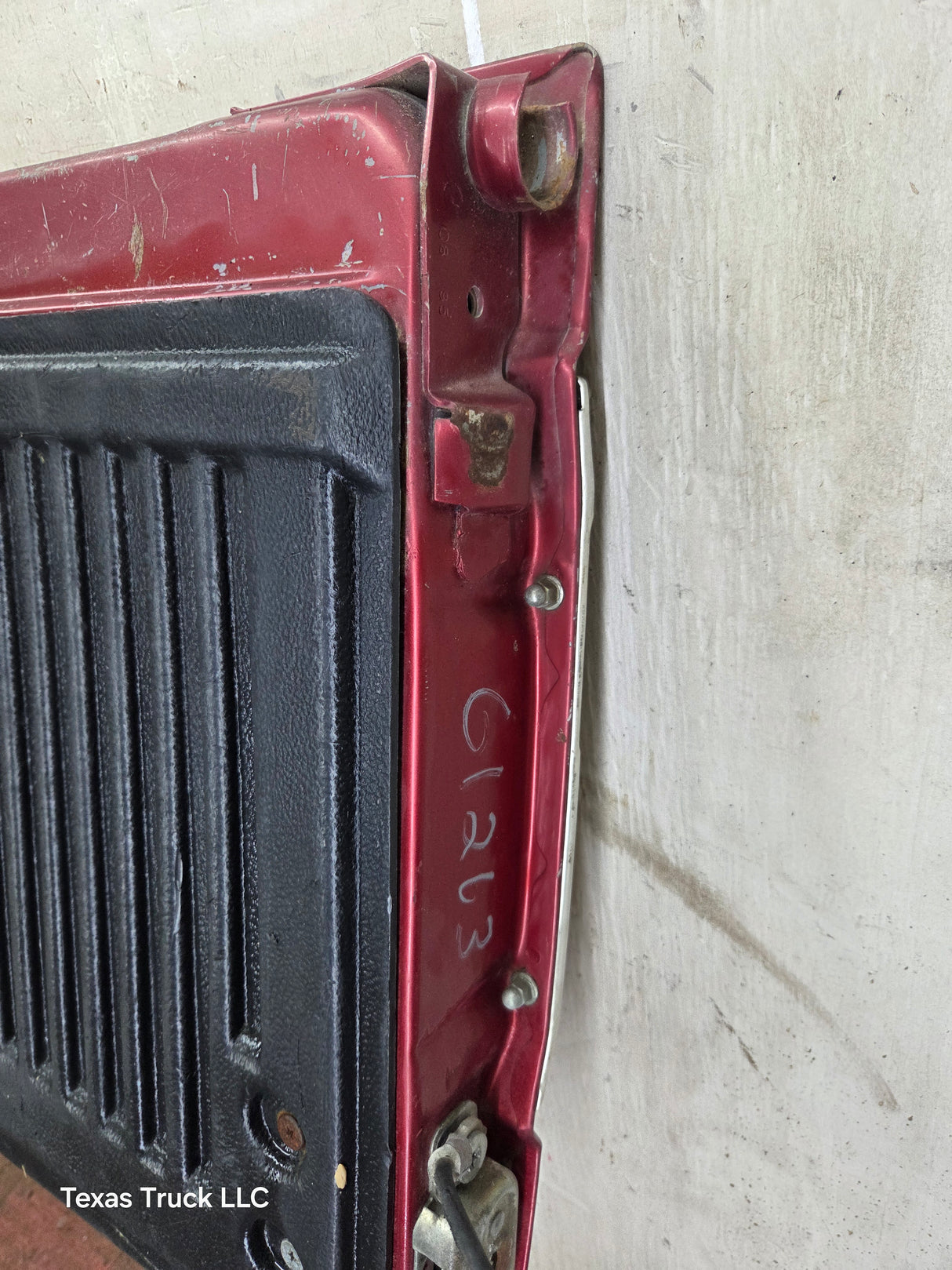1980-1986 Bullnose / Bricknose / OBS Ford F100 F150 F250 F350 Tailgate