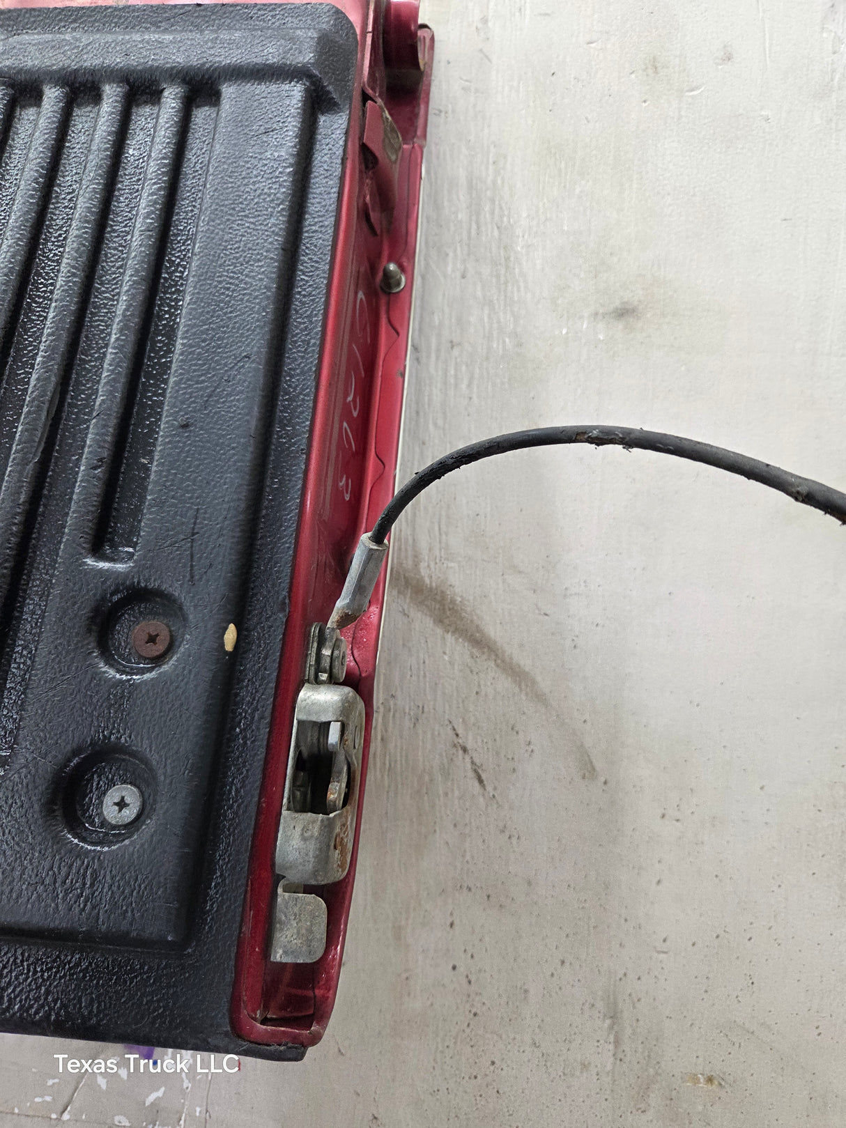 1980-1986 Bullnose / Bricknose / OBS Ford F100 F150 F250 F350 Tailgate
