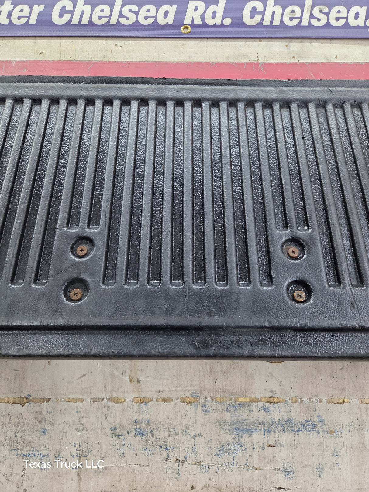 1980-1986 Bullnose / Bricknose / OBS Ford F100 F150 F250 F350 Tailgate