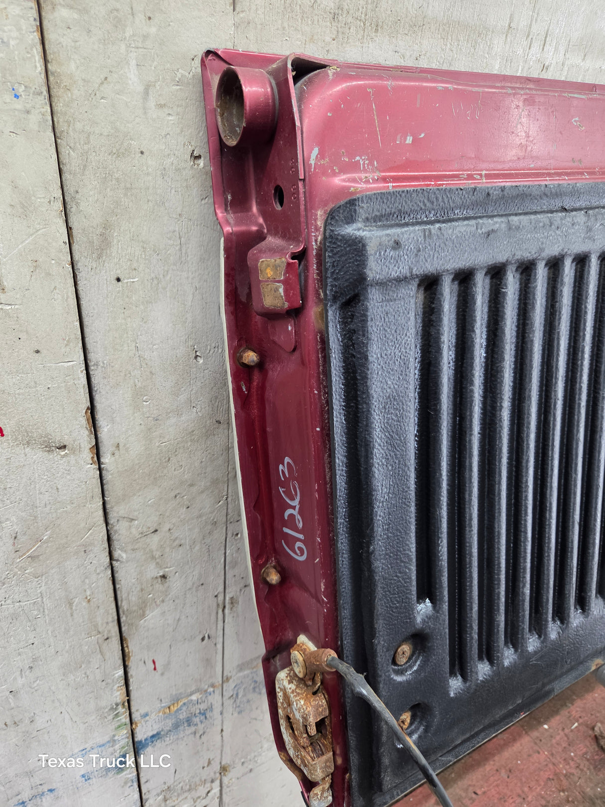 1980-1986 Bullnose / Bricknose / OBS Ford F100 F150 F250 F350 Tailgate