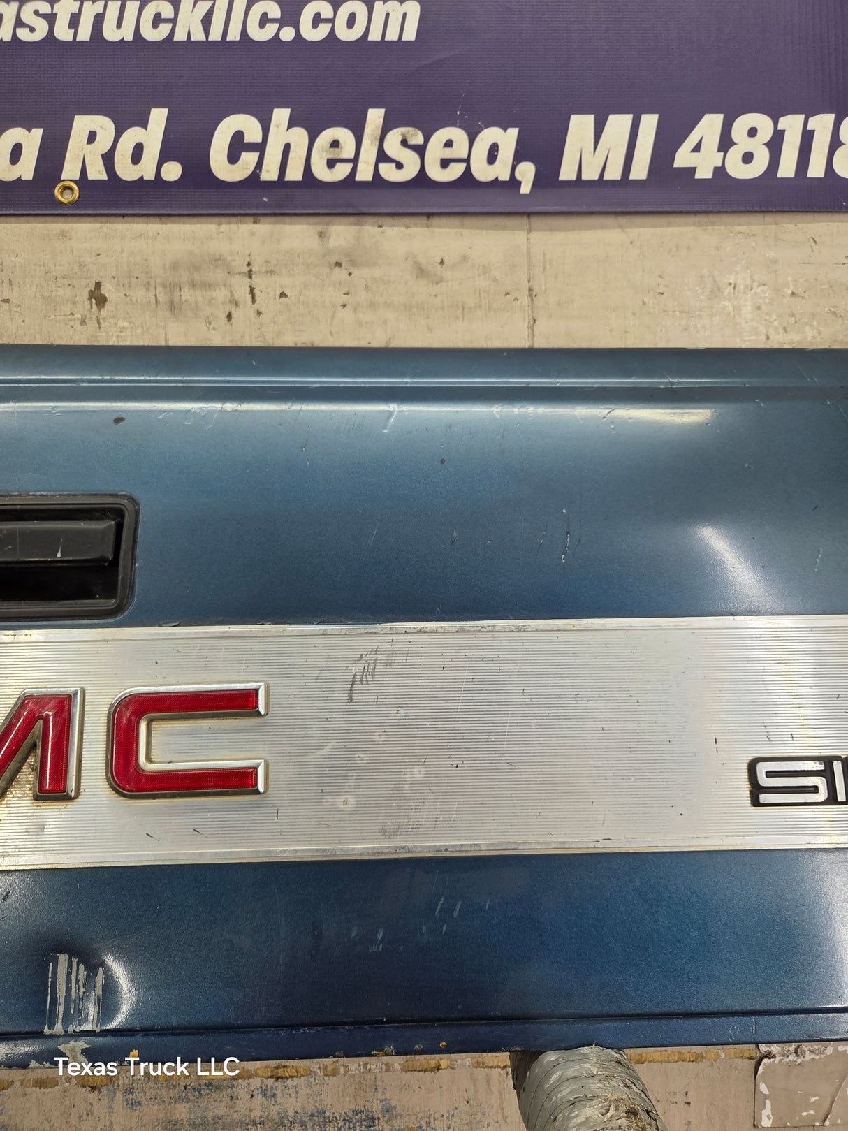 1988-1998 Chevrolet / GMC 1500 2500 3500 HD Old Body Style Tailgate