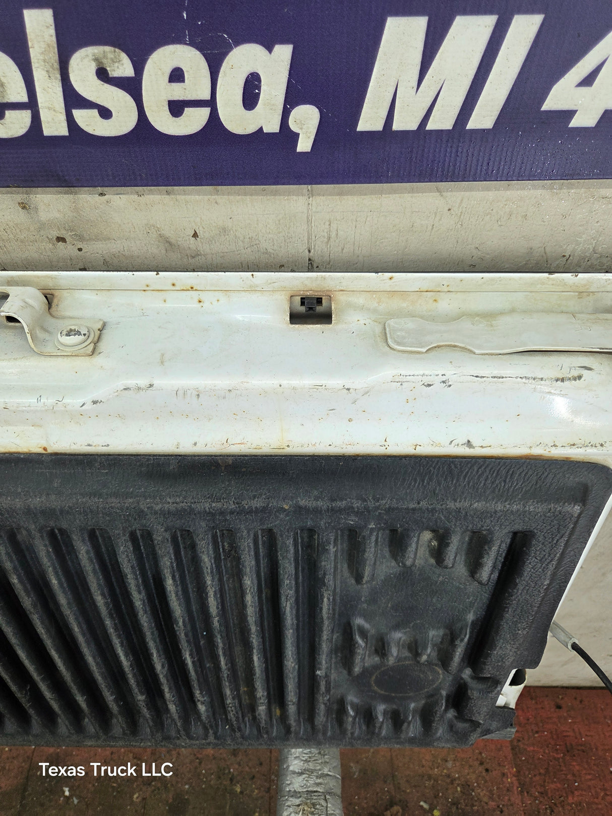 1997-2003 Ford F150 Step Side / Flare Side Tailgate