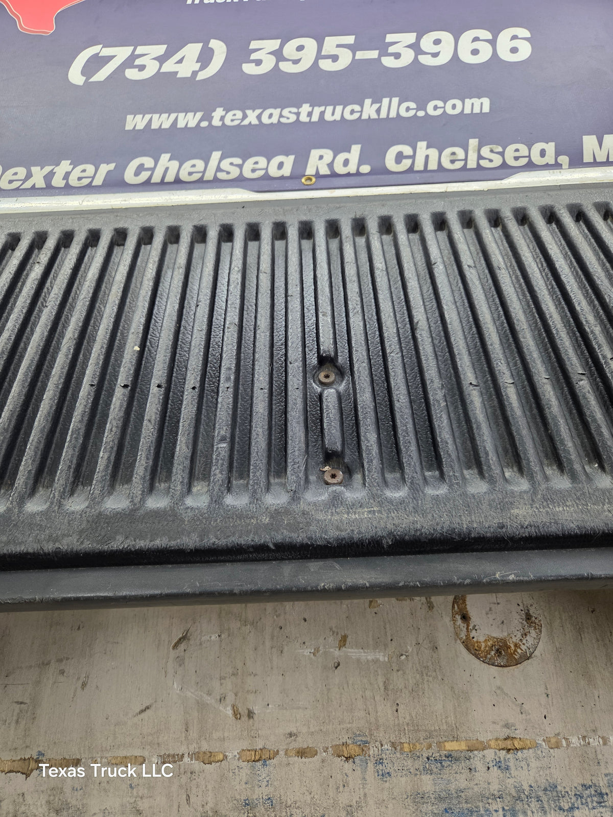 1997-2003 Ford F150 Step Side / Flare Side Tailgate