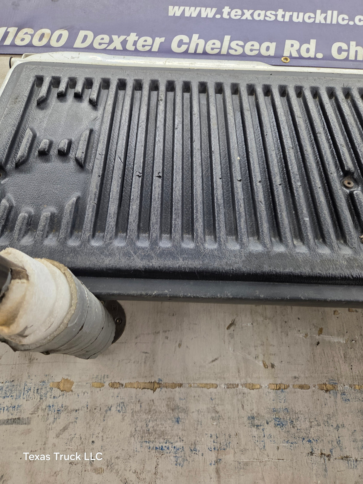 1997-2003 Ford F150 Step Side / Flare Side Tailgate