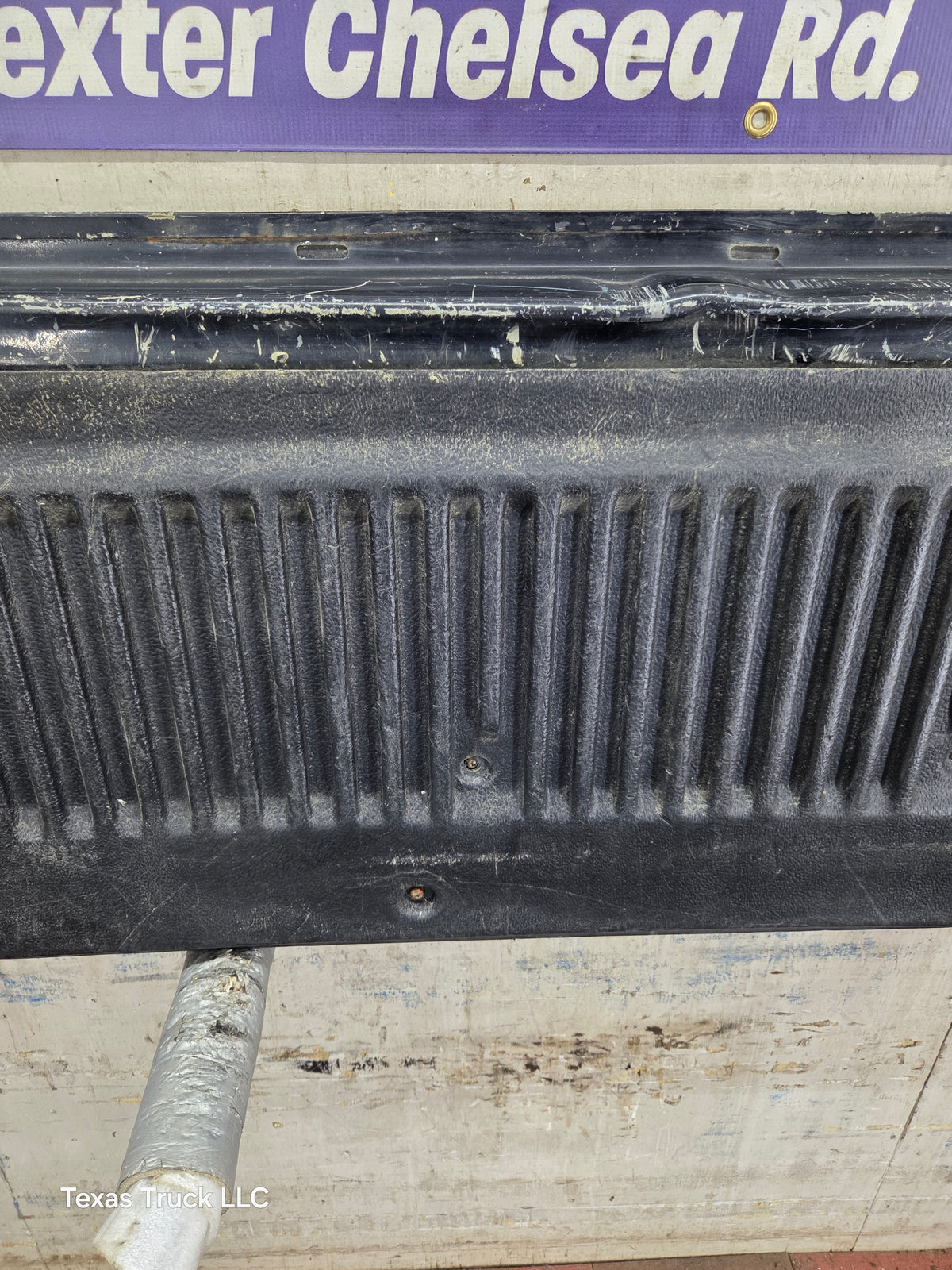 1997-2003 F150 / 1999-2007 Ford F250 F350 F450 F550 Super Duty Tailgate