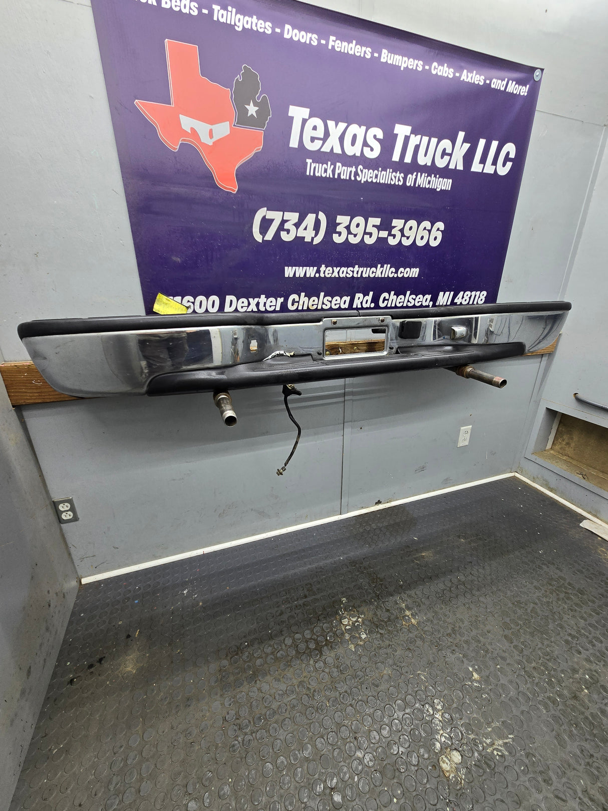 1999-2007 Chevrolet Silverado / GMC Sierra 1500 Rear Bumper