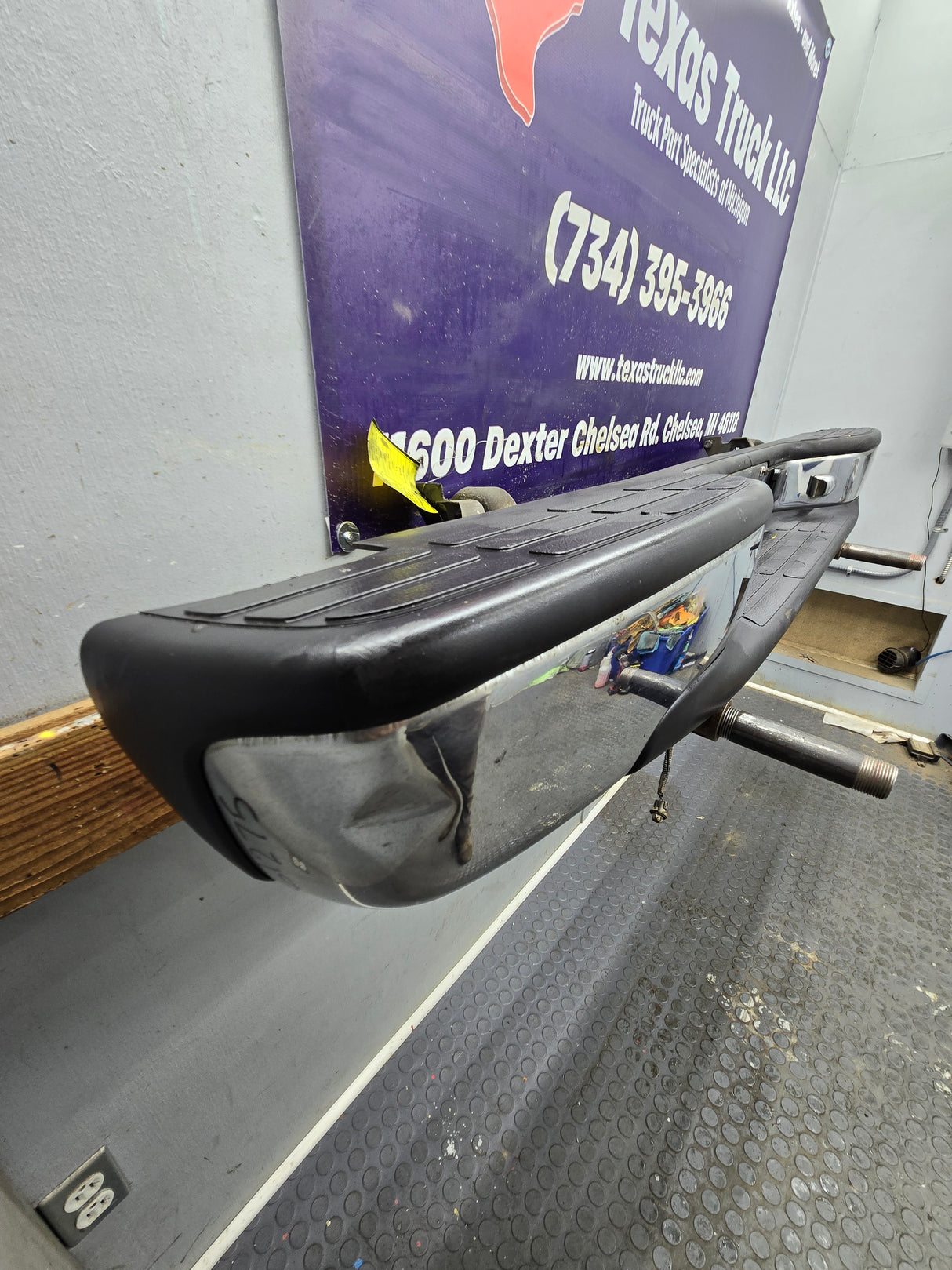 1999-2007 Chevrolet Silverado / GMC Sierra 1500 Rear Bumper