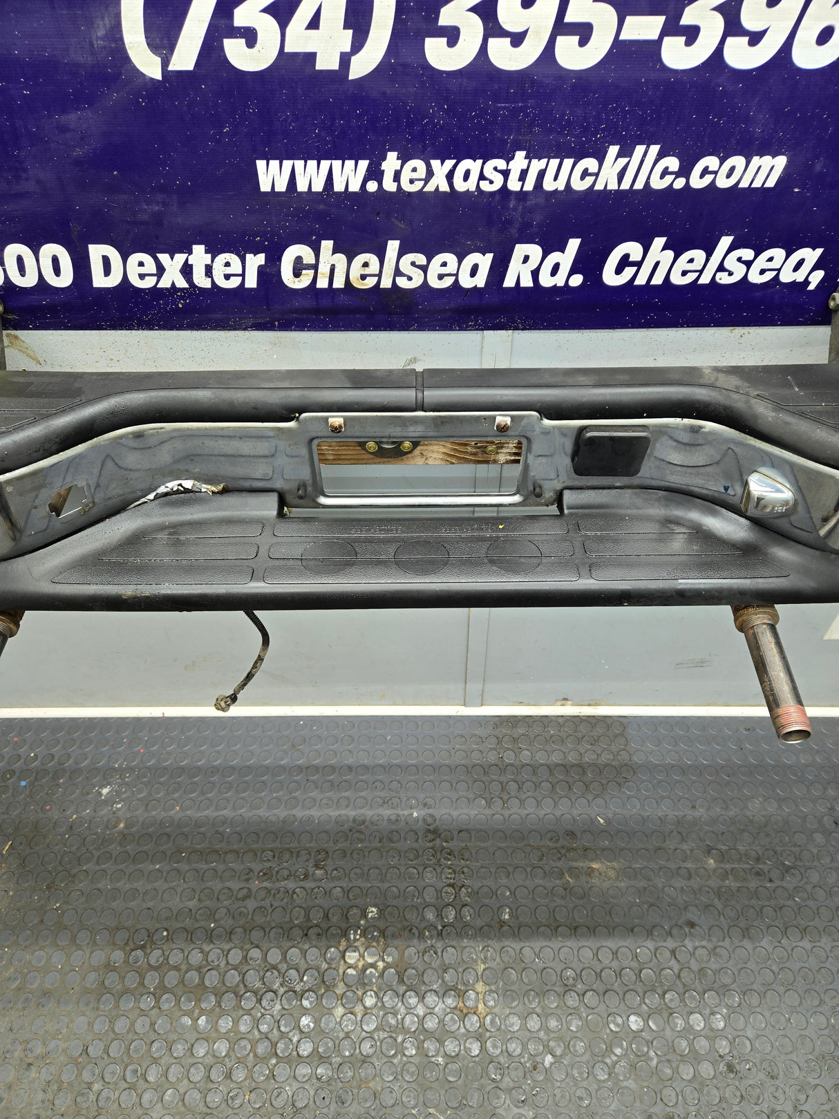 1999-2007 Chevrolet Silverado / GMC Sierra 1500 Rear Bumper