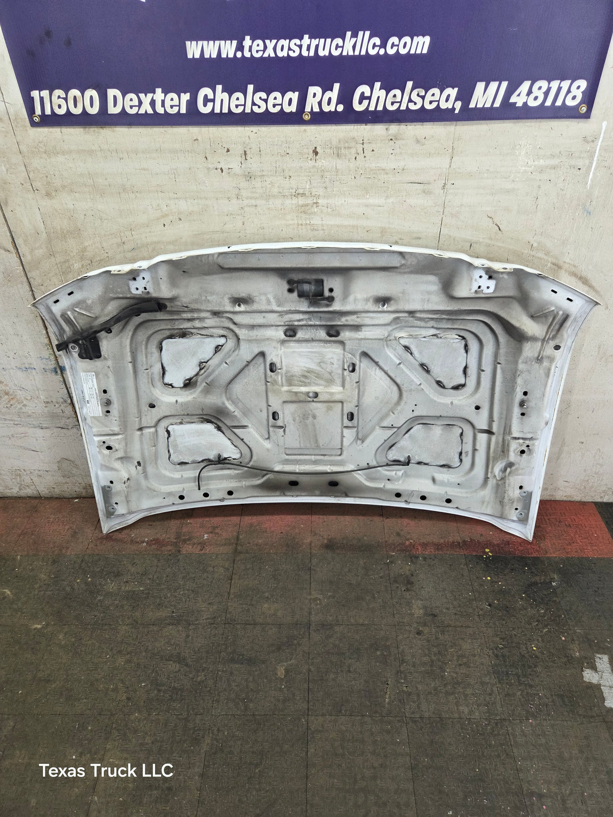 2008-2010 Ford Super Duty F250 F350 F450 F550 Hood