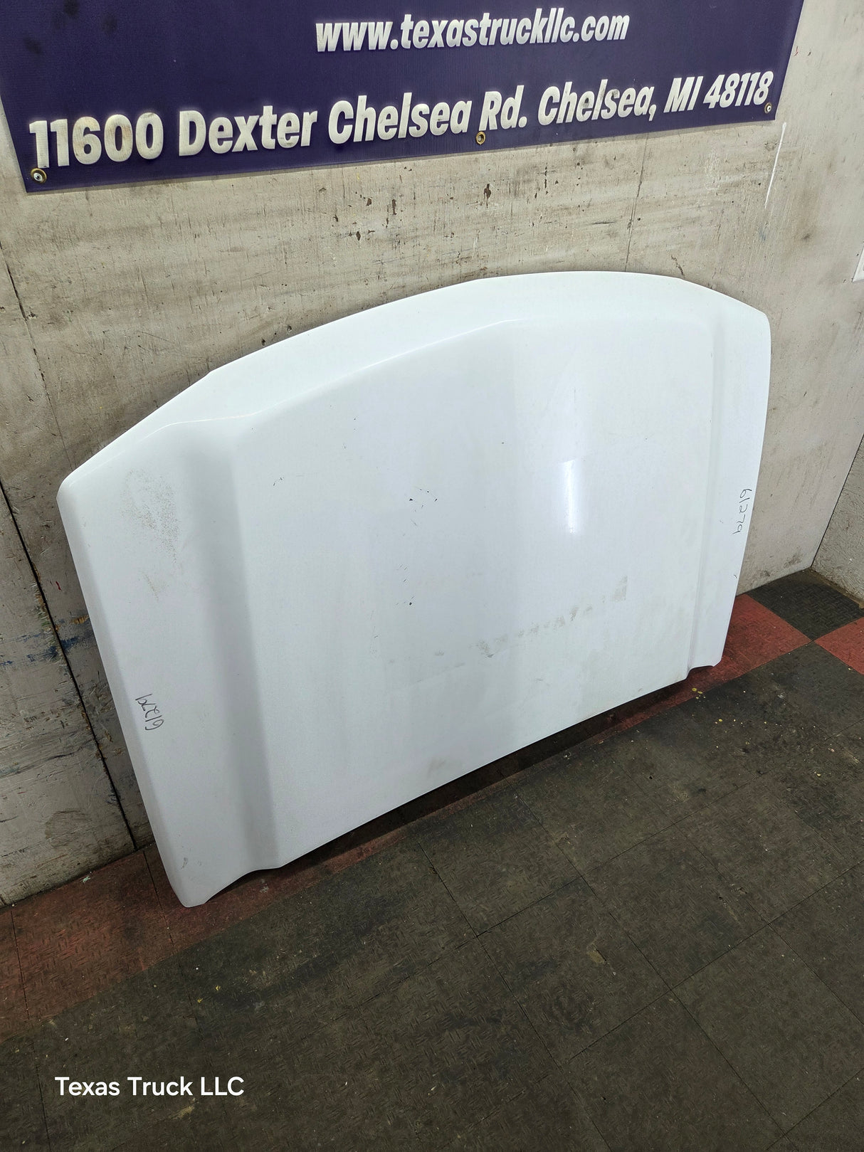 2003-2006 Chevrolet Silverado 2500 3500 Cateye HD Hood OEM