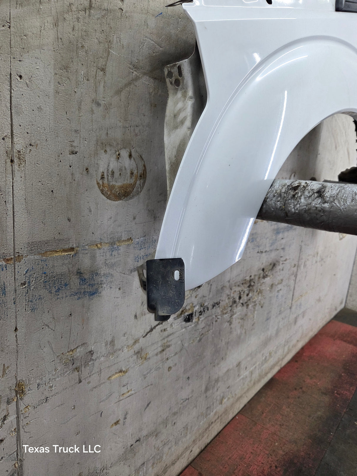 2011-2016 Ford Super Duty F250 F350 LH Driver Side Front Fender