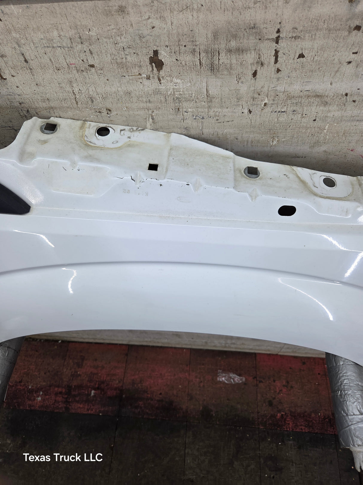 2011-2016 Ford Super Duty F250 F350 RH Passenger Side Front Fender Quarter Panel