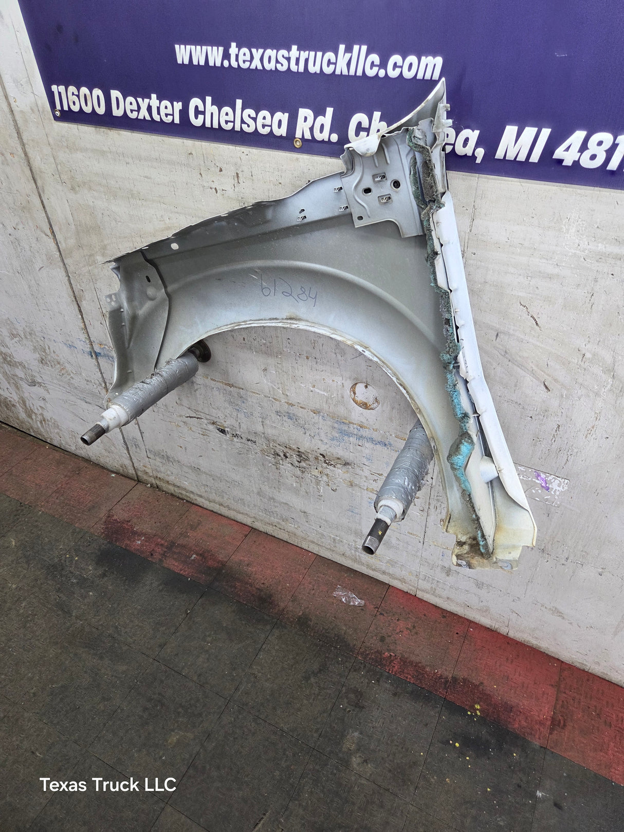 2011-2016 Ford Super Duty F250 F350 RH Passenger Side Front Fender Quarter Panel