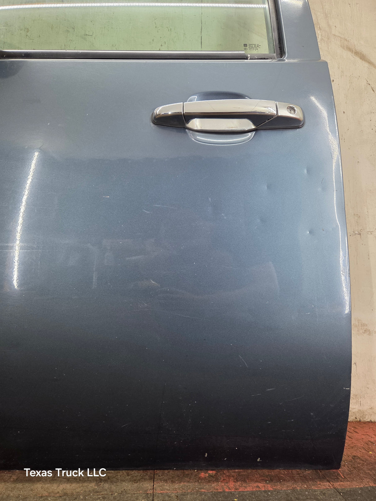 2007-2013 Chevrolet Silverado / GMC Sierra 1500 2500 3500 HD LH Front Driver Side Door