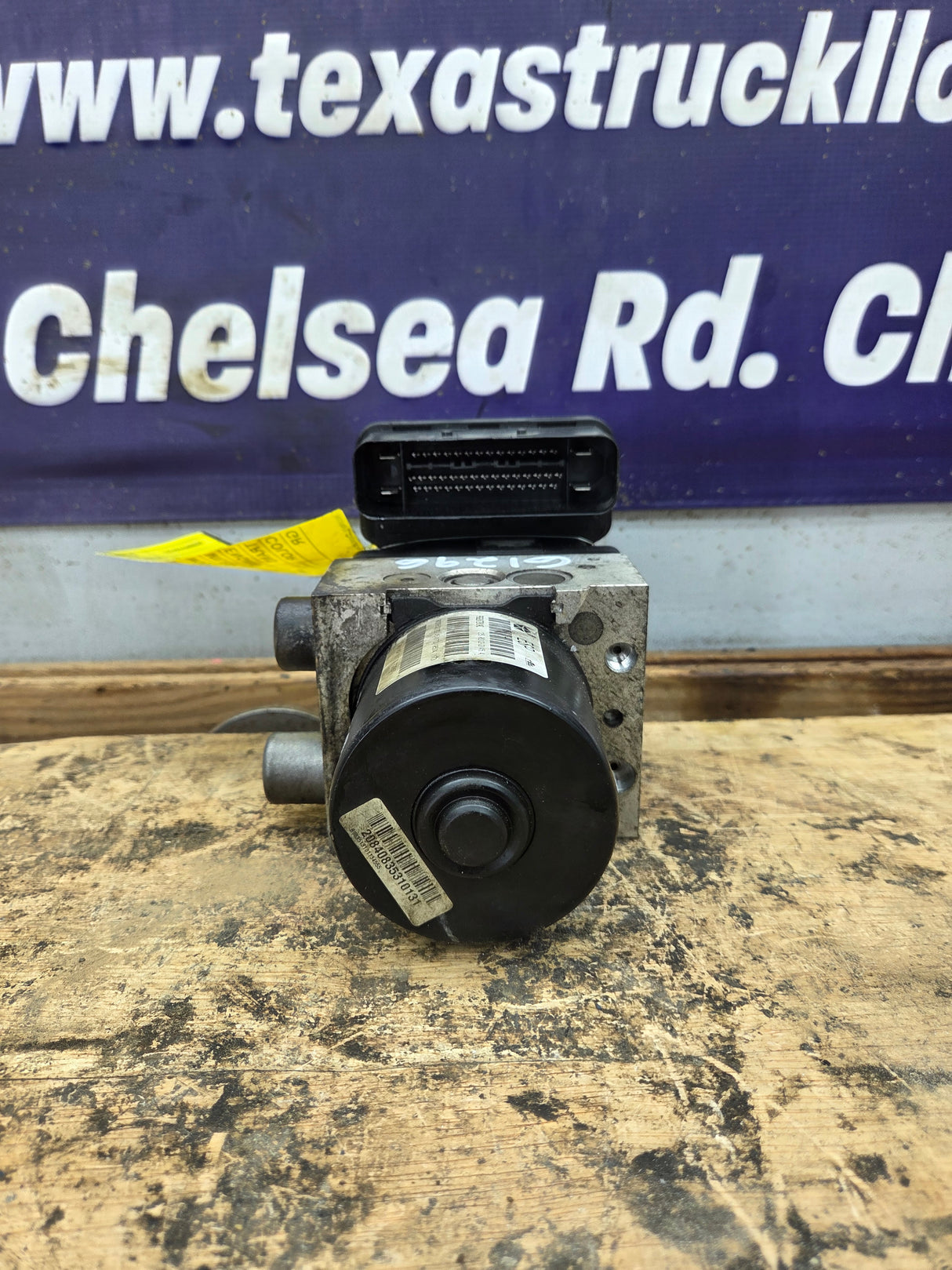 2013 Dodge Ram 1500 ABS Pump Module Control Assembly - P68207201AC
