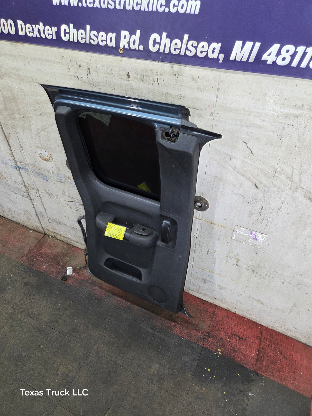 2007-2013 Chevrolet Silverado / GMC Sierra 1500 2500 3500 HD Driver Side Extended Cab LH Rear Door