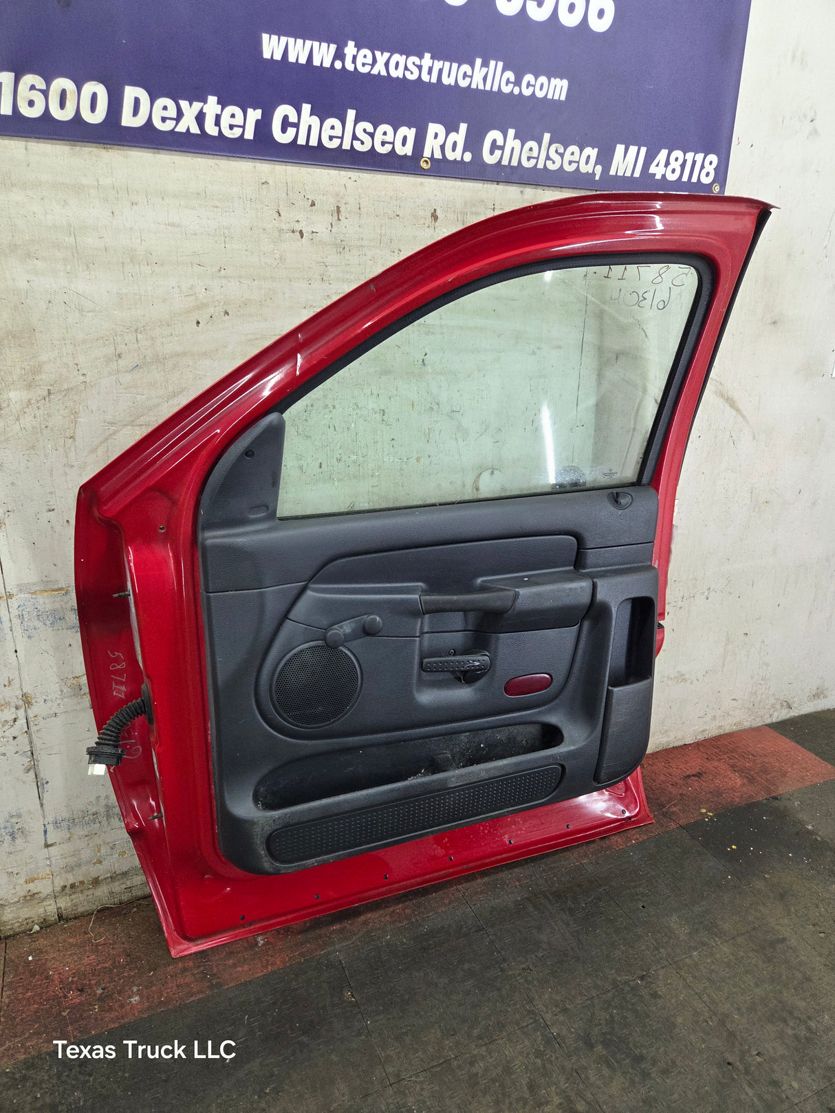 2003-2008 Dodge Ram 3rd Gen Passenger Side Front Regular Cab Door 1500 2500 3500 4500 5500
