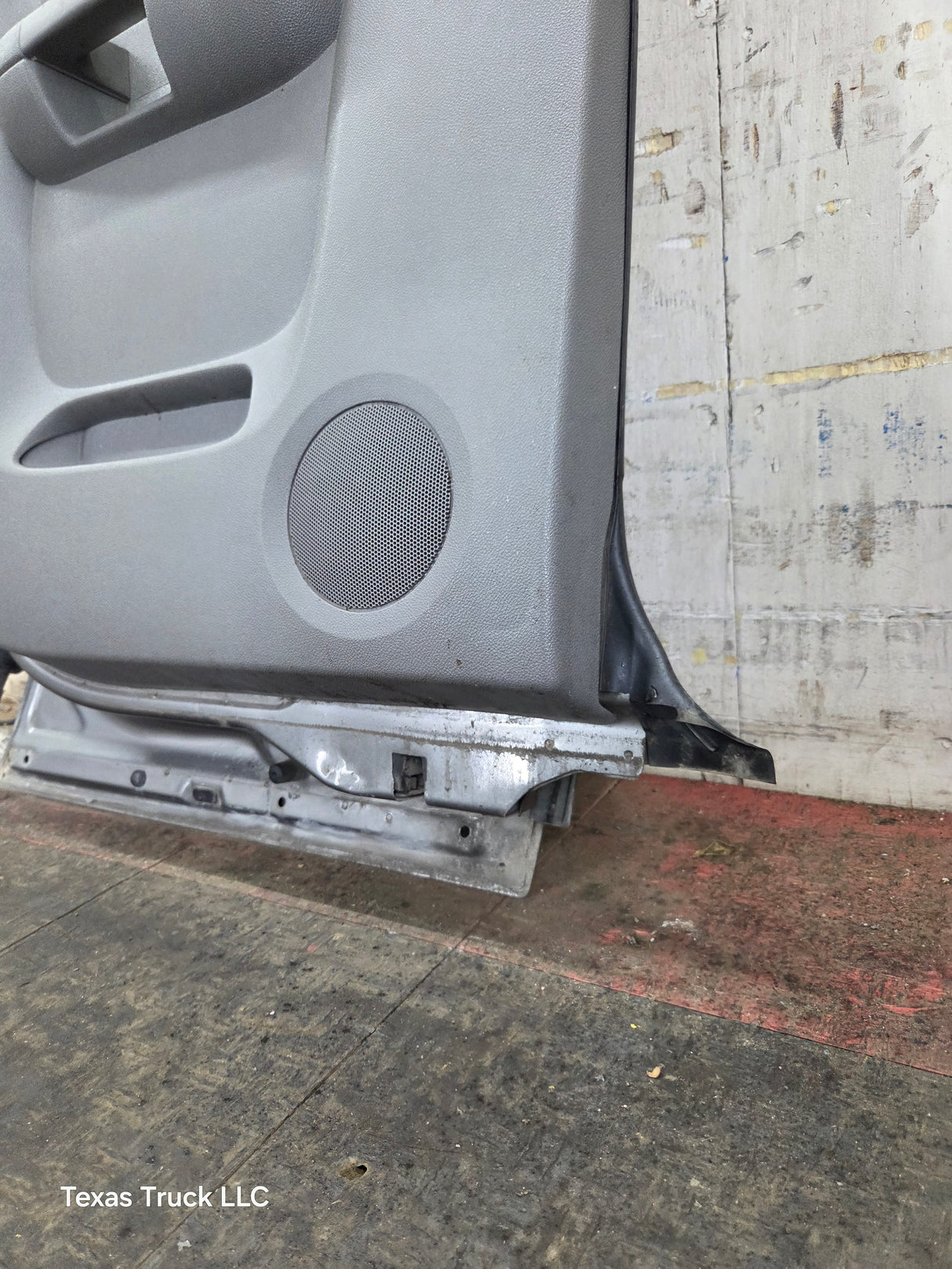 2007-2013 Chevrolet Silverado / GMC Sierra 1500 2500 3500 HD Driver Side Extended Cab LH Rear Door