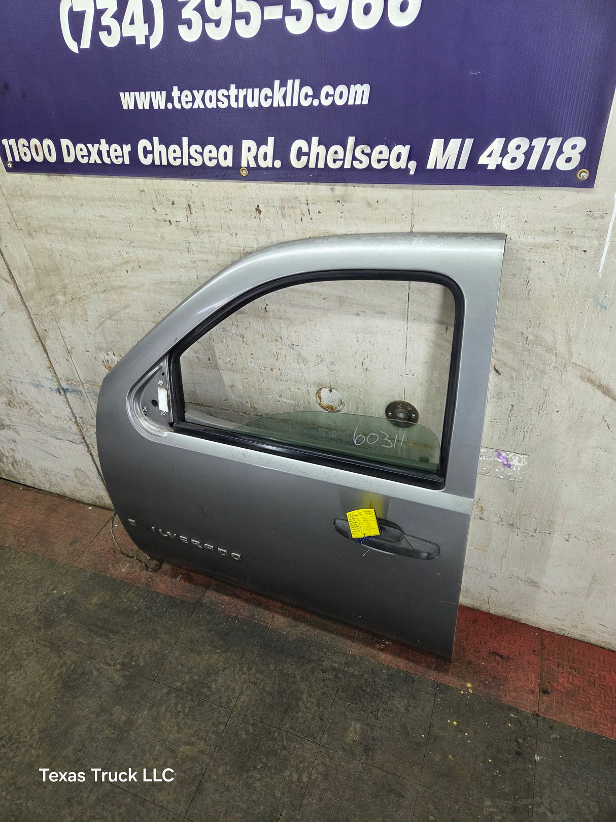2007-2013 Chevrolet Silverado / GMC Sierra 1500 2500 3500 HD LH Front Driver Side Door