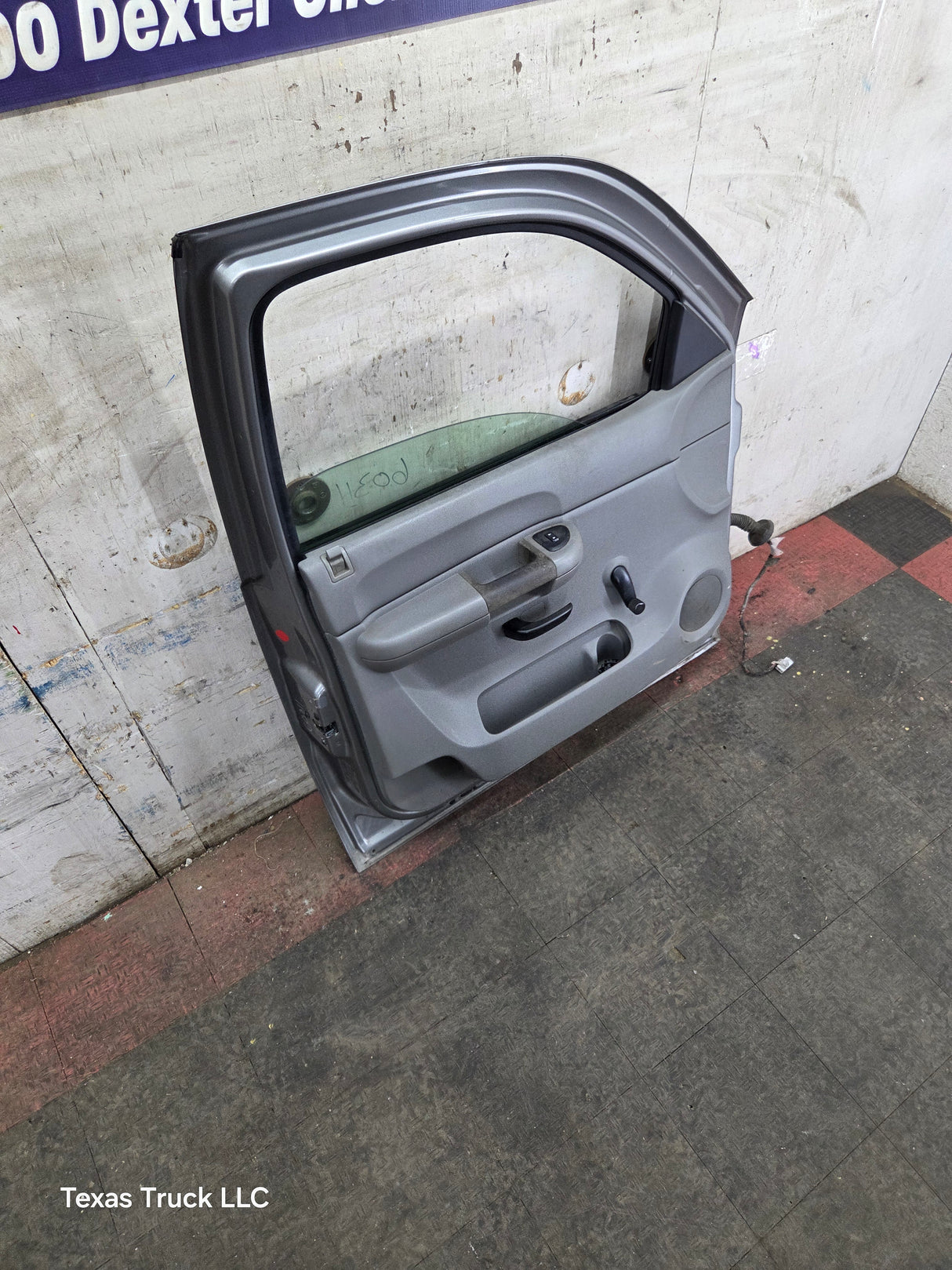 2007-2013 Chevrolet Silverado / GMC Sierra 1500 2500 3500 HD LH Front Driver Side Door