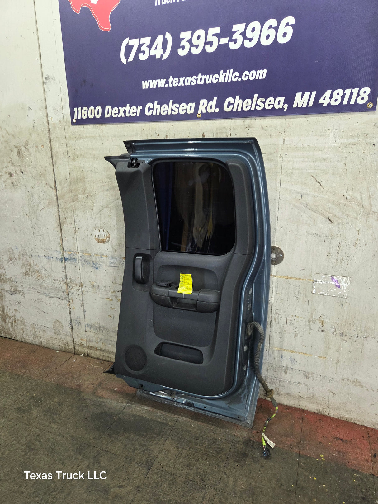 2007-2013 Chevrolet Silverado / GMC Sierra 1500 2500 3500 HD Passenger side Extended Cab RH Rear Door