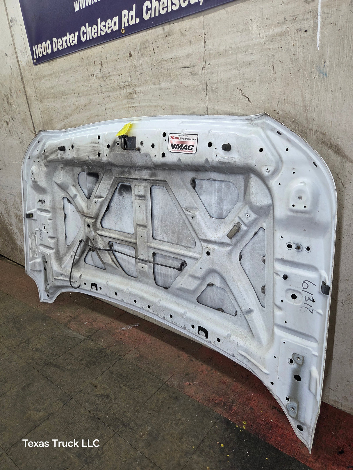 2011-2016 Ford Super Duty Hood F250 F350 F450 F550