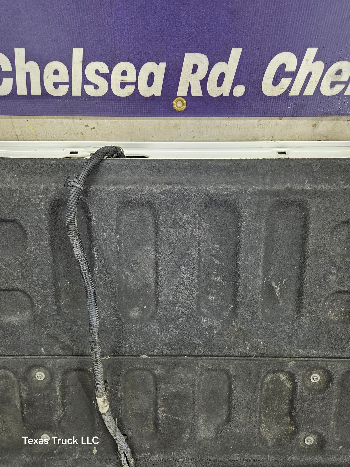 2017-2022 Ford F250 F350 F450 F550 Super Duty Step Tailgate