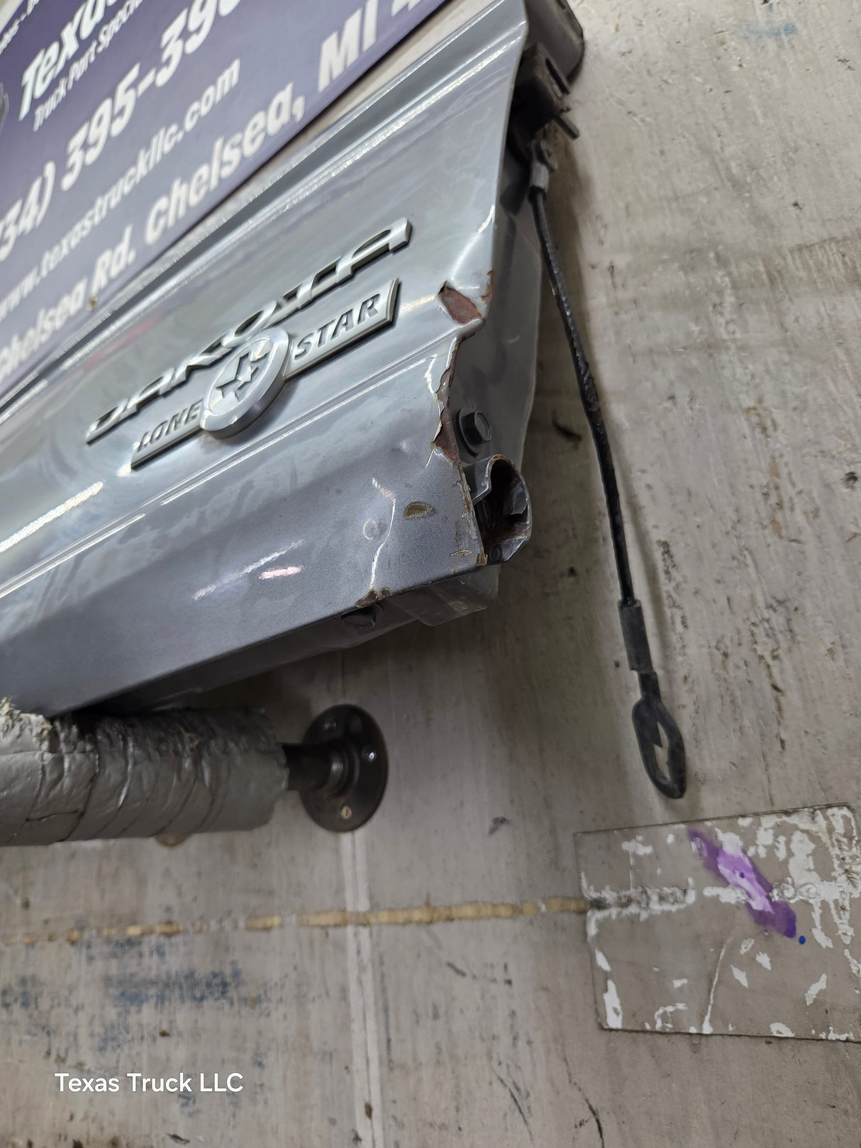 2005-2011 Dodge Dakota 3rd Gen Tailgate