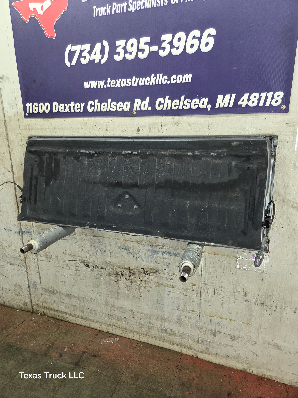 2005-2011 Dodge Dakota 3rd Gen Tailgate
