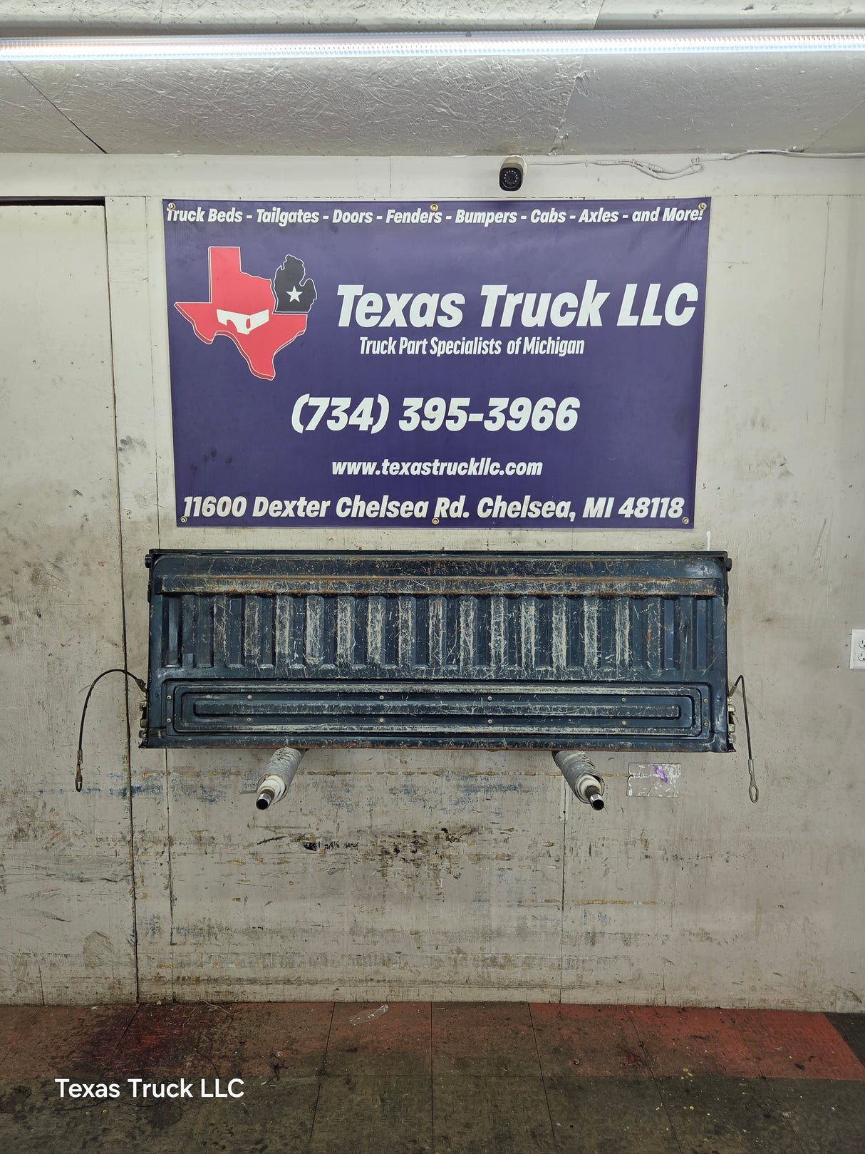 1980-1986 Bullnose / Bricknose / OBS Ford F100 F150 F250 F350 Tailgate
