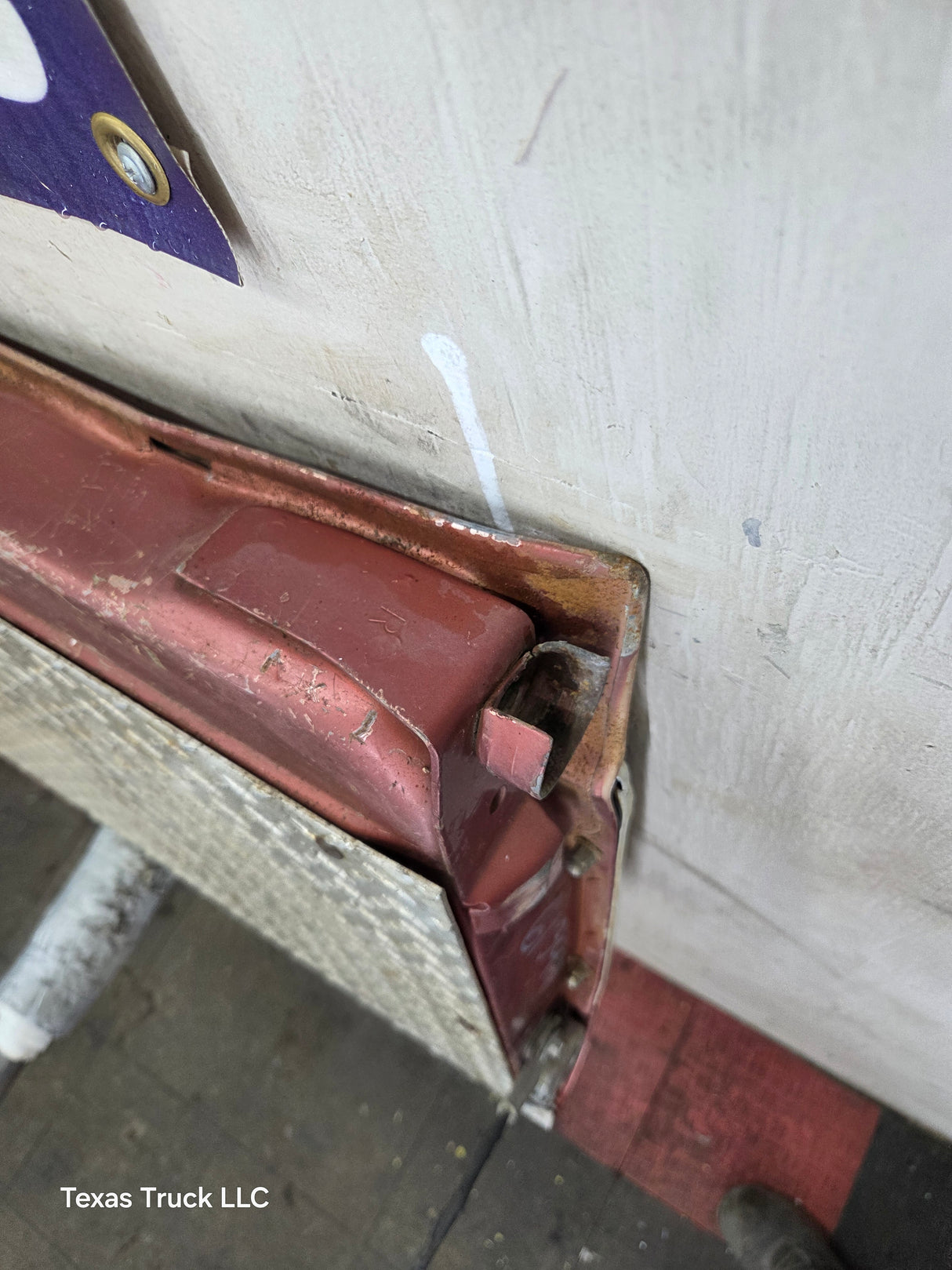 1980-1986 Bullnose / Bricknose / OBS Ford F100 F150 F250 F350 Tailgate